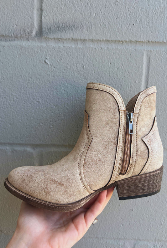 NUDE EVIE BOOTIE