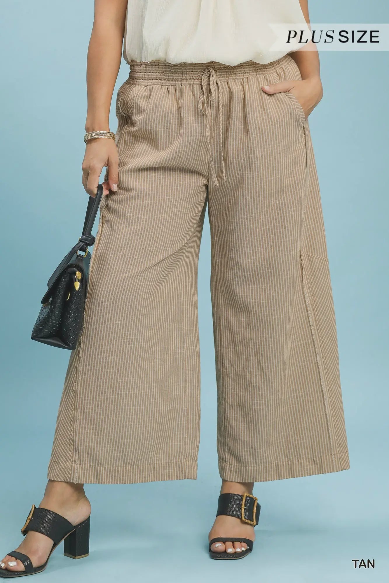 CURVY BEIGE STRIPED PANTS