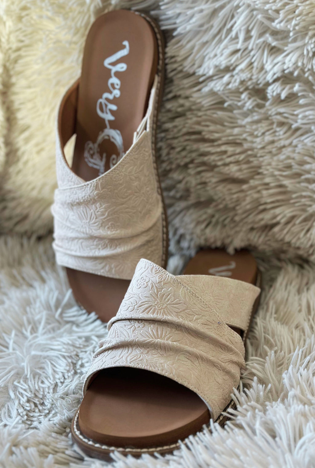 CREAM JOLENE TOOLED SANDAL