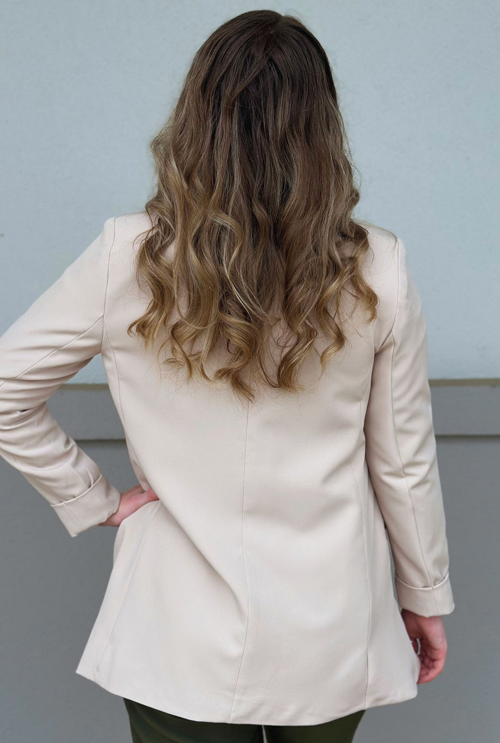 BEIGE ALL BUSINESS BLAZER