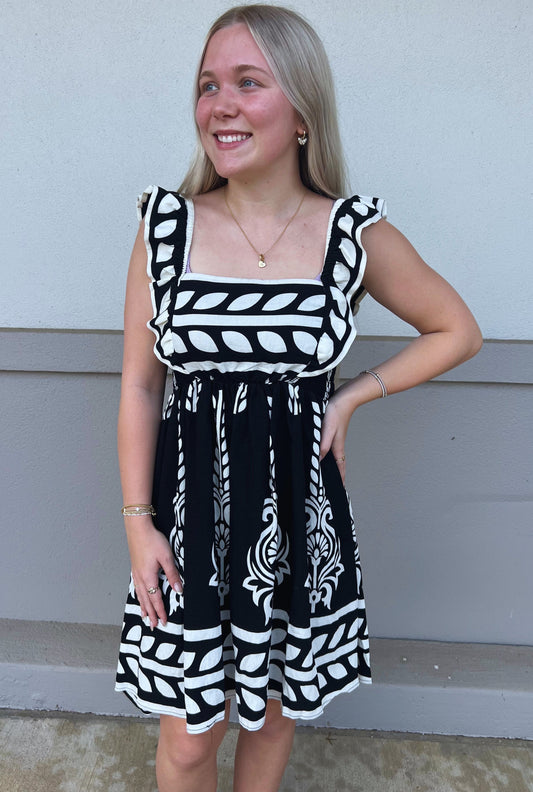 BLACK SWEET SIMPLE DRESS