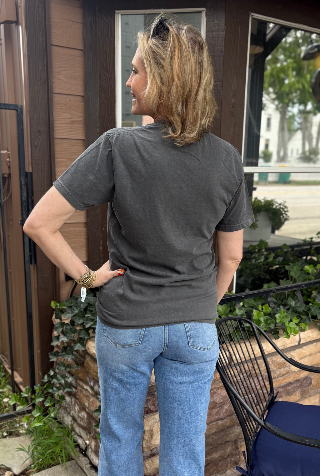 WELL SHEEYIT GRAPHIC TEE