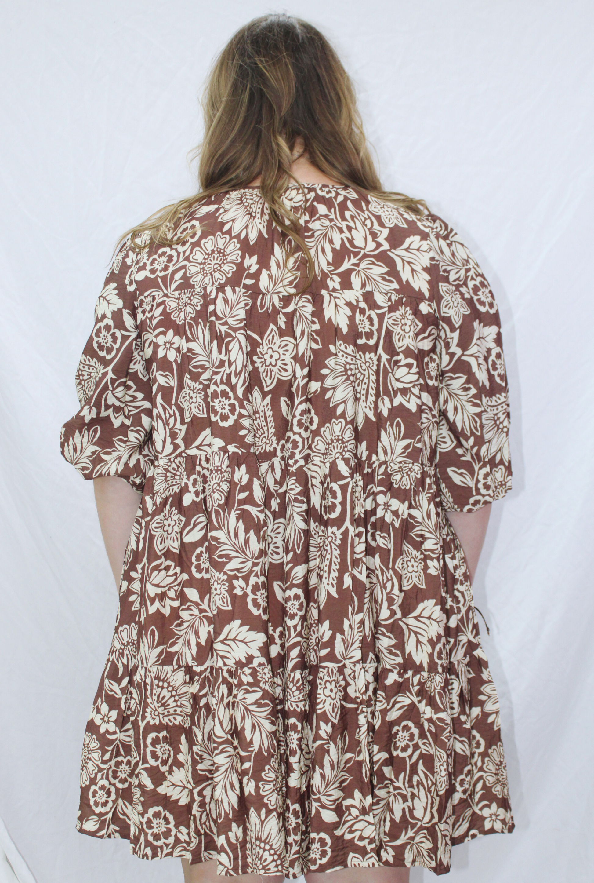 CURVY MOCHA WAVE DRESS