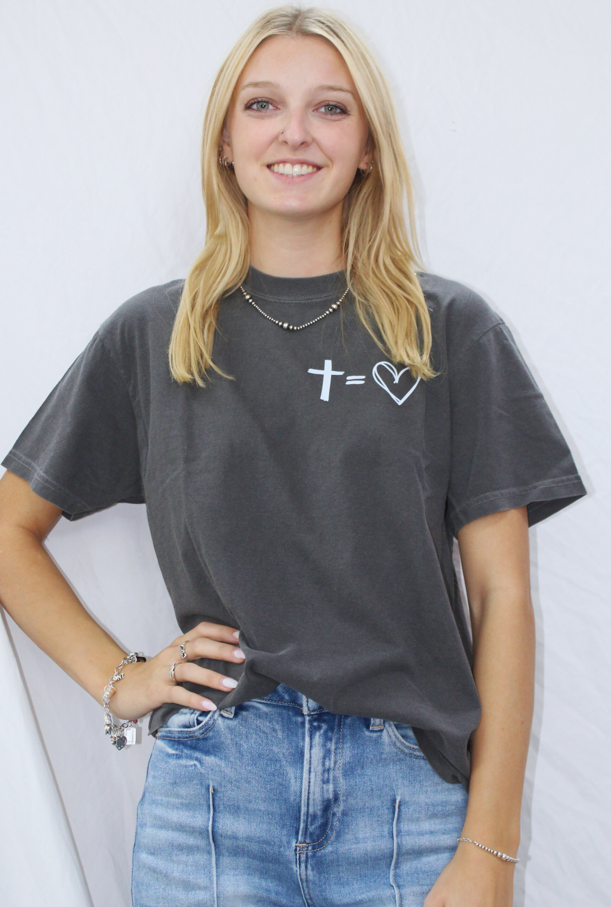 JESUS HAS MY BACK GRAPHIC TEE
