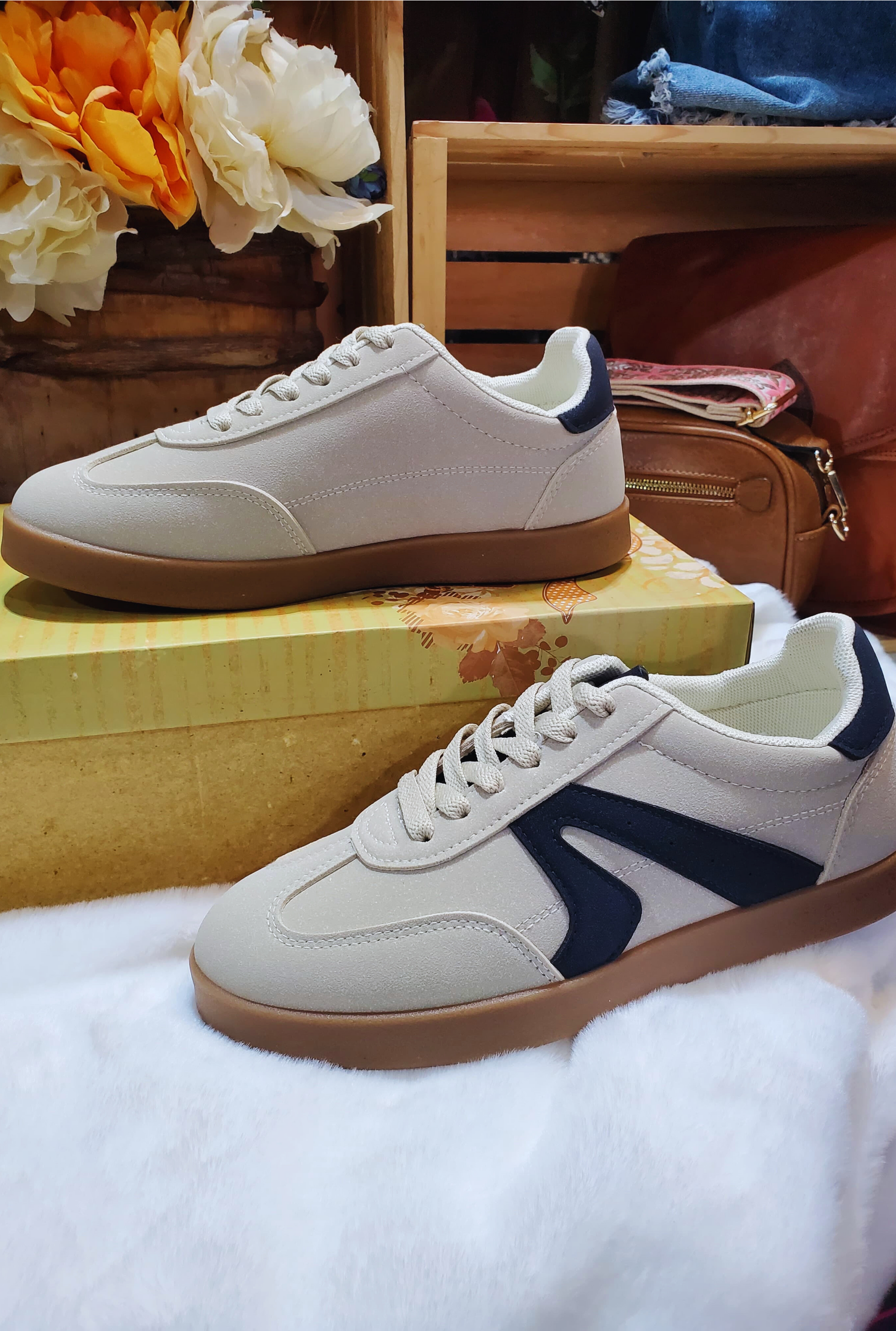 BEIGE RETRO SNEAKERS
