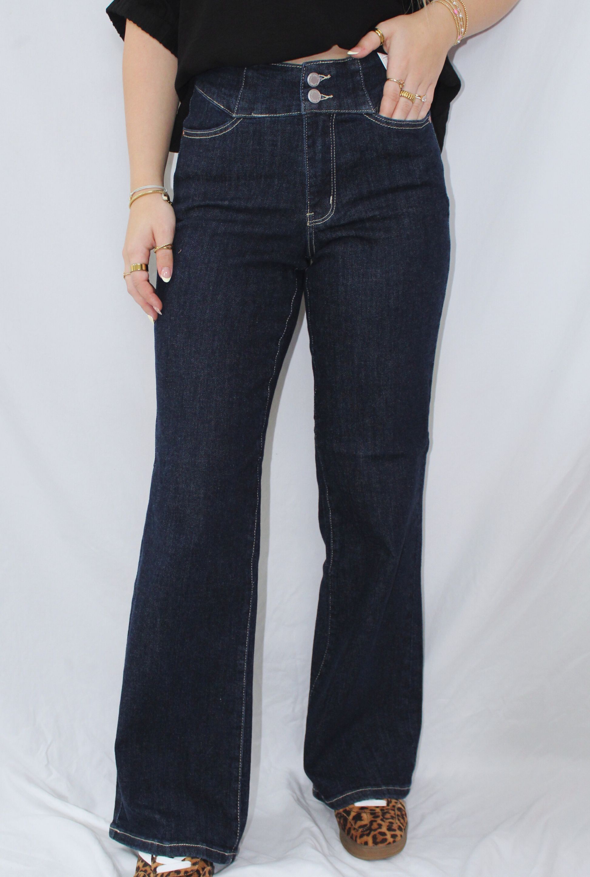 HIGH WAIST RINSE WASH GEOMETRIC WAISTBAND & POCKET EMBROIDERY WIDE LEG
