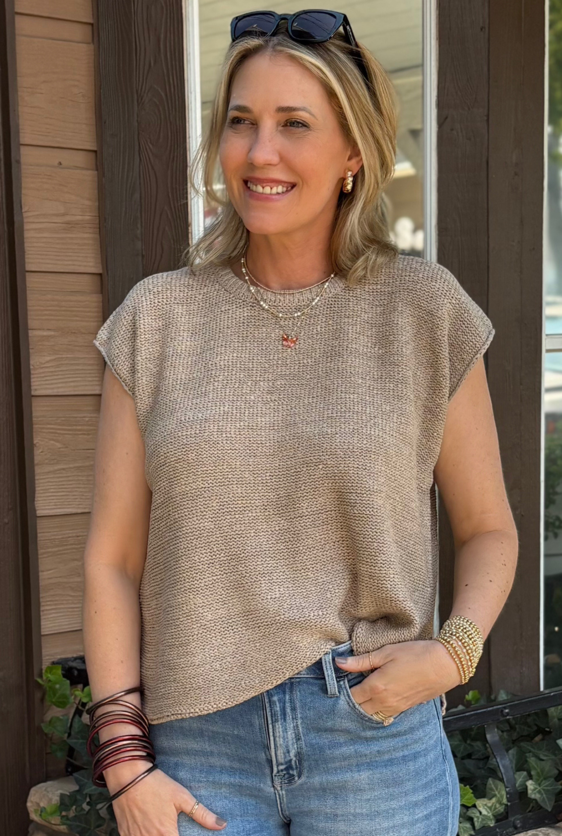 MOCHA OVERSIZED CREW NECK SWEATER VEST