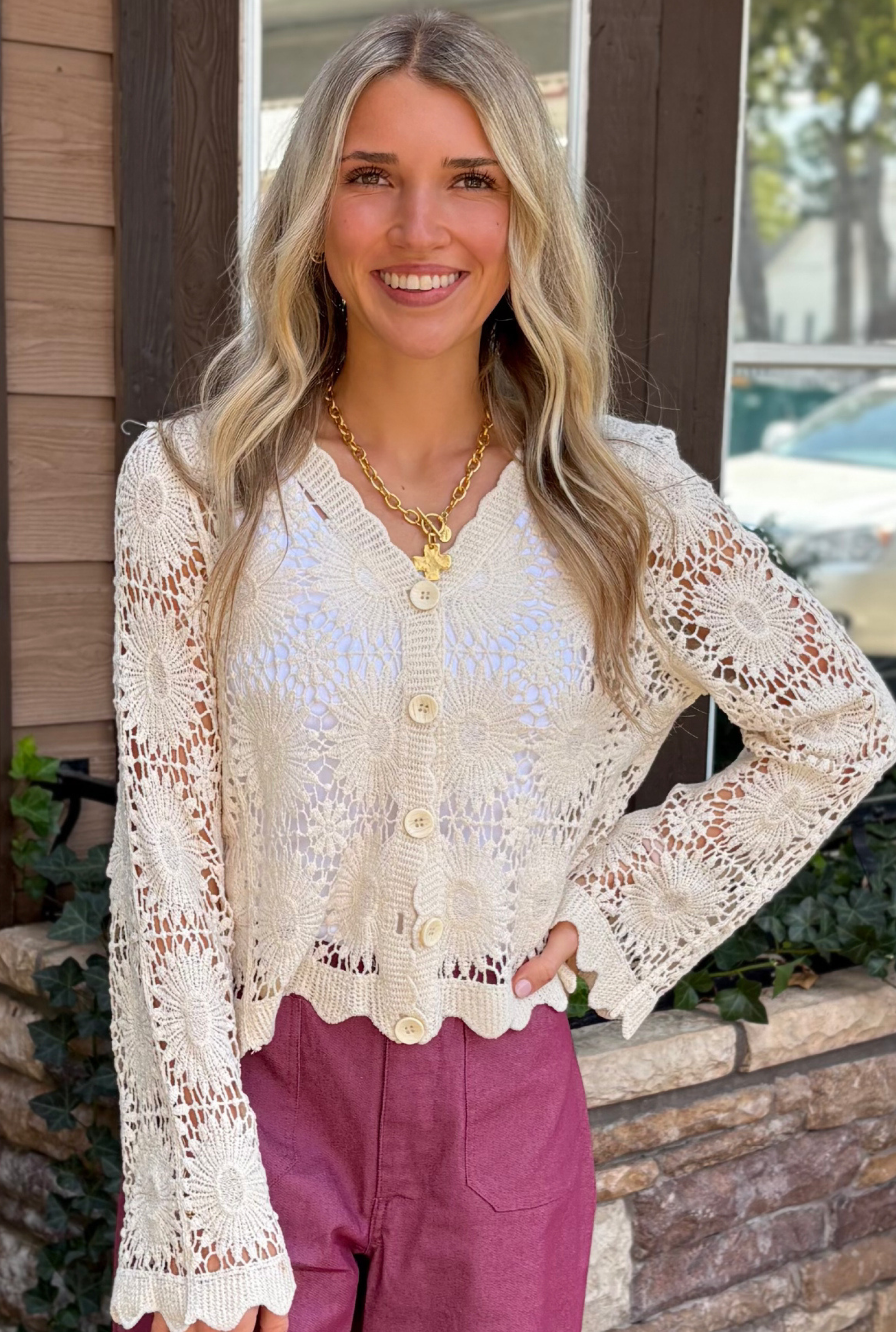 FLORAL CROCHET KNIT TOP