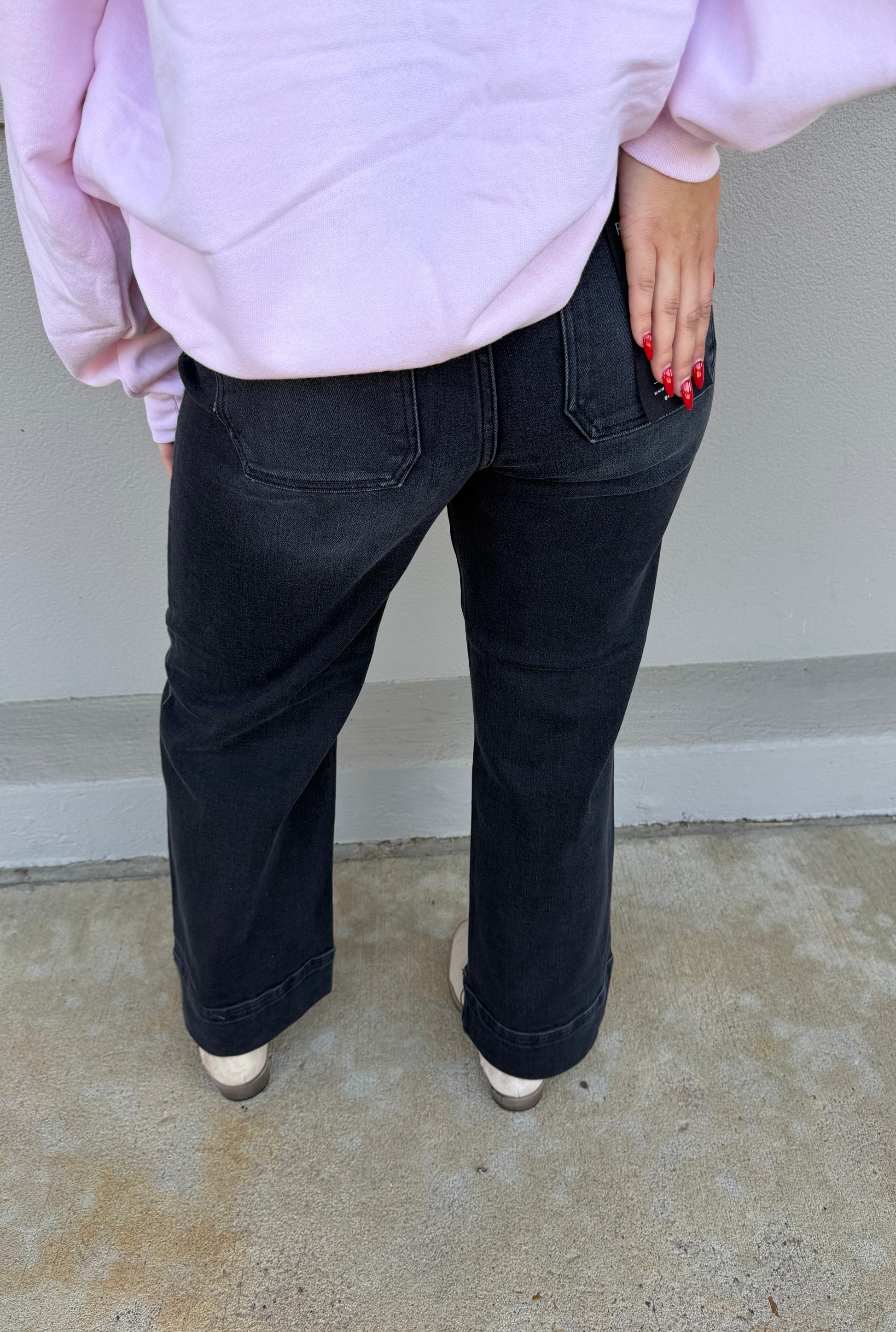 WASHED BLACK HIGH RISE CROP WIDE JEANS