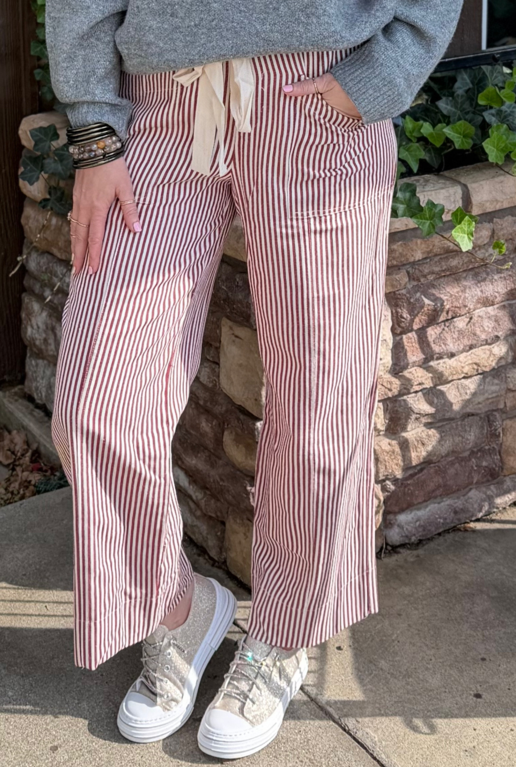 RED STRIPED WIDE LEG PANTS