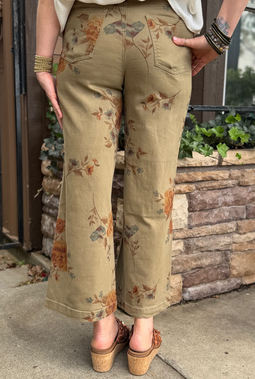 OLIVE FALL PANTS