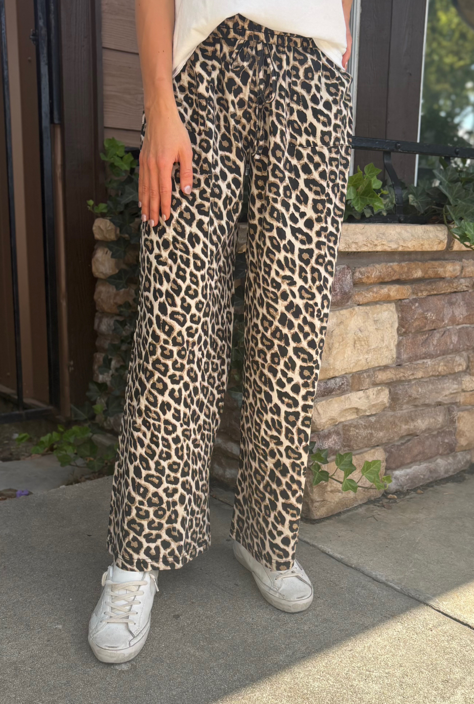 LEOPARD WIDE LEG PANTS