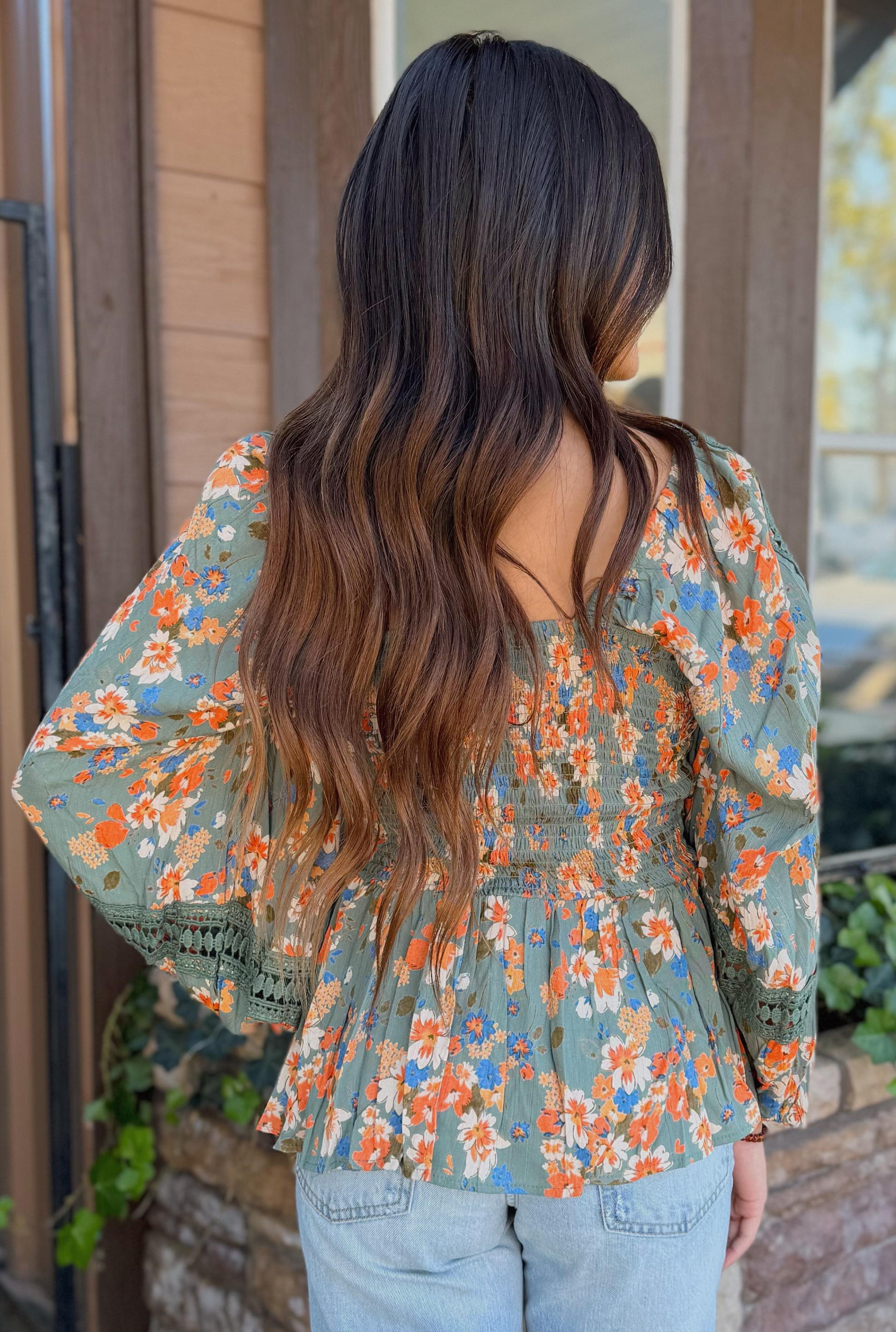 GREEN SWEETHEART TOP