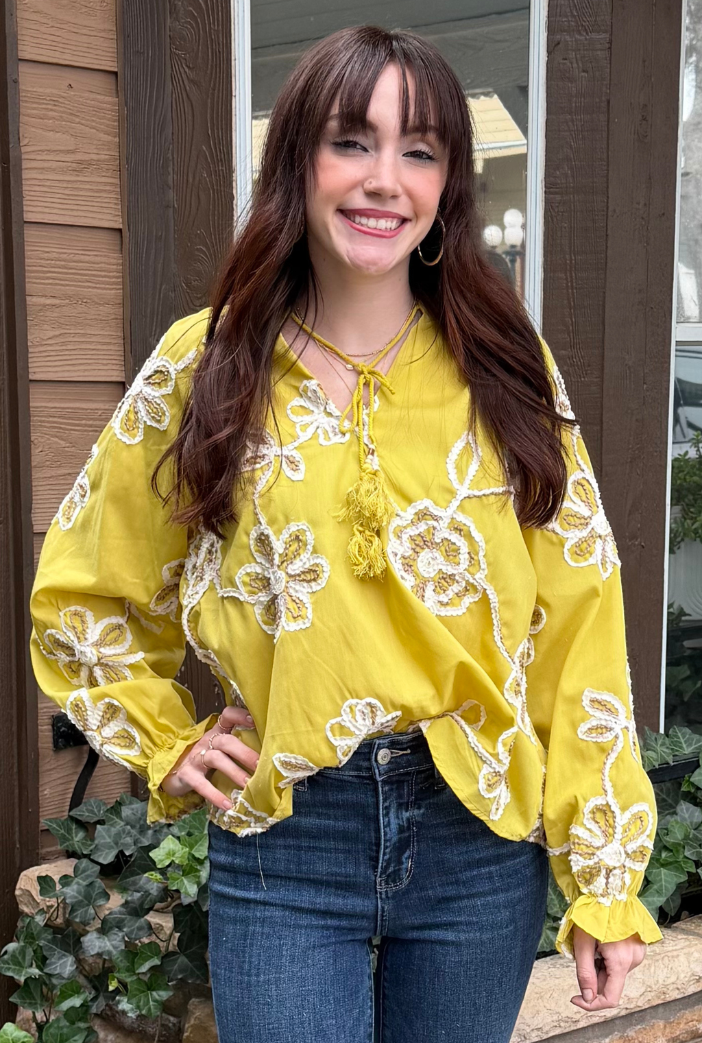 YELLOW FLORAL ELEGANT TOP