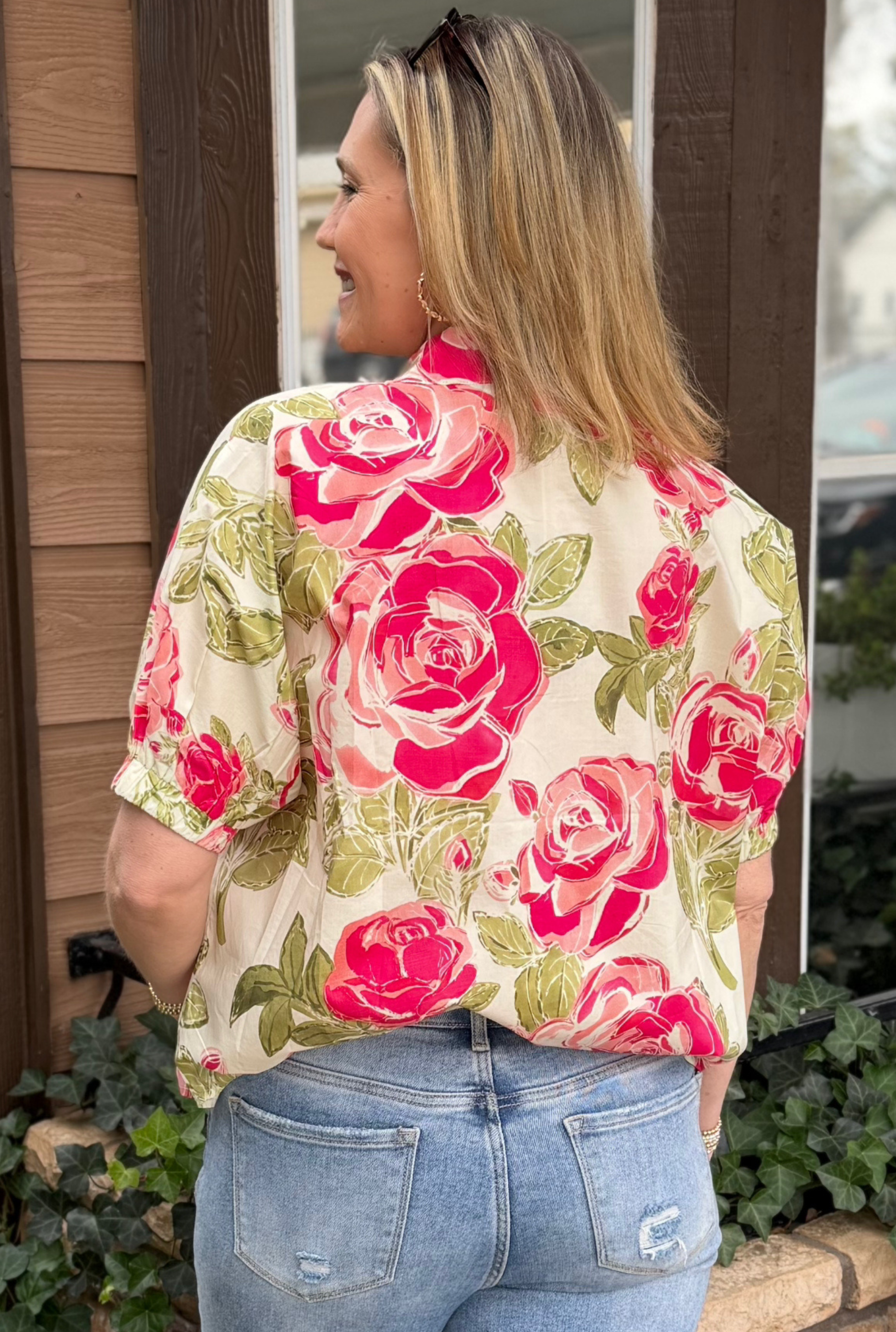 FLORAL PRINT CONTRAST TRANSITION TOP