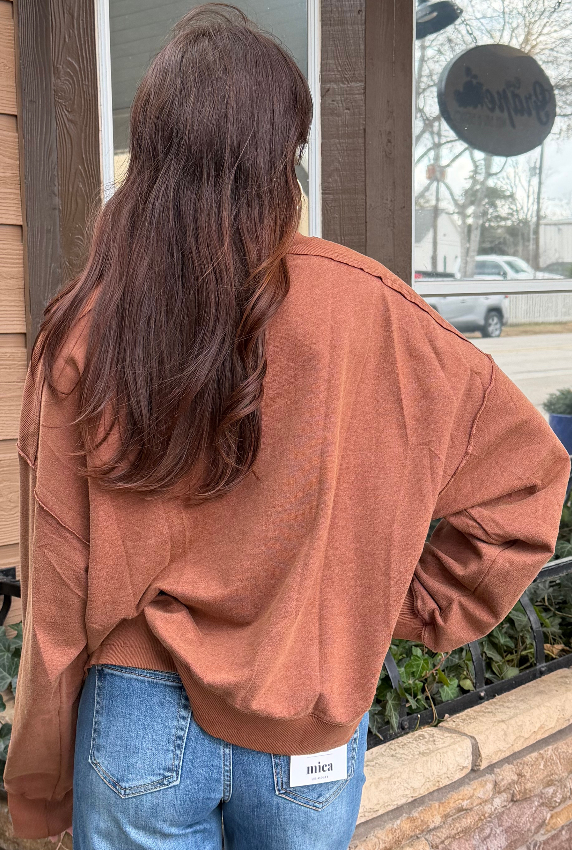 BROWN BILLIE SWEATSHIRT