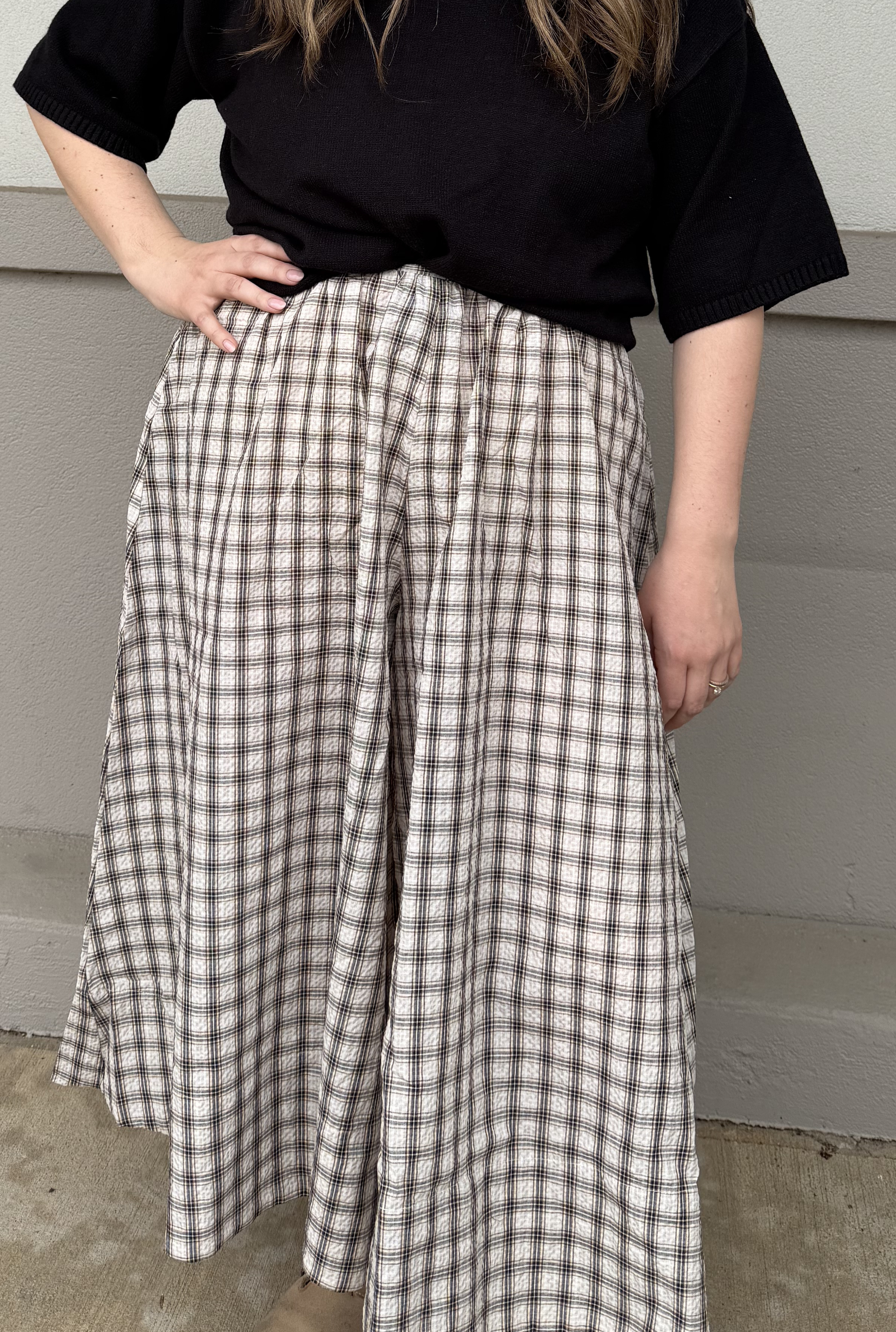 PLAID SEERSUCKER WIDE LEG PANTS