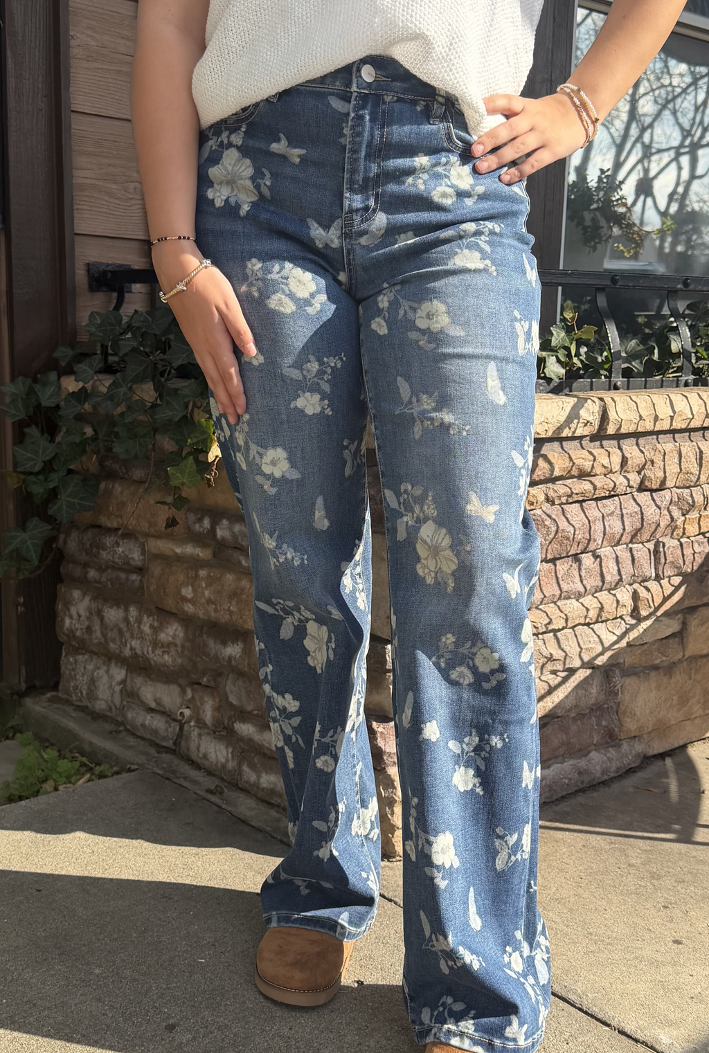 HIGH RISE WIDE LEG EMBELLISHMENT