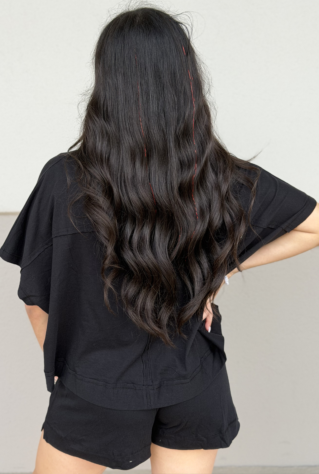 BLACK SPRING AWAITS SET