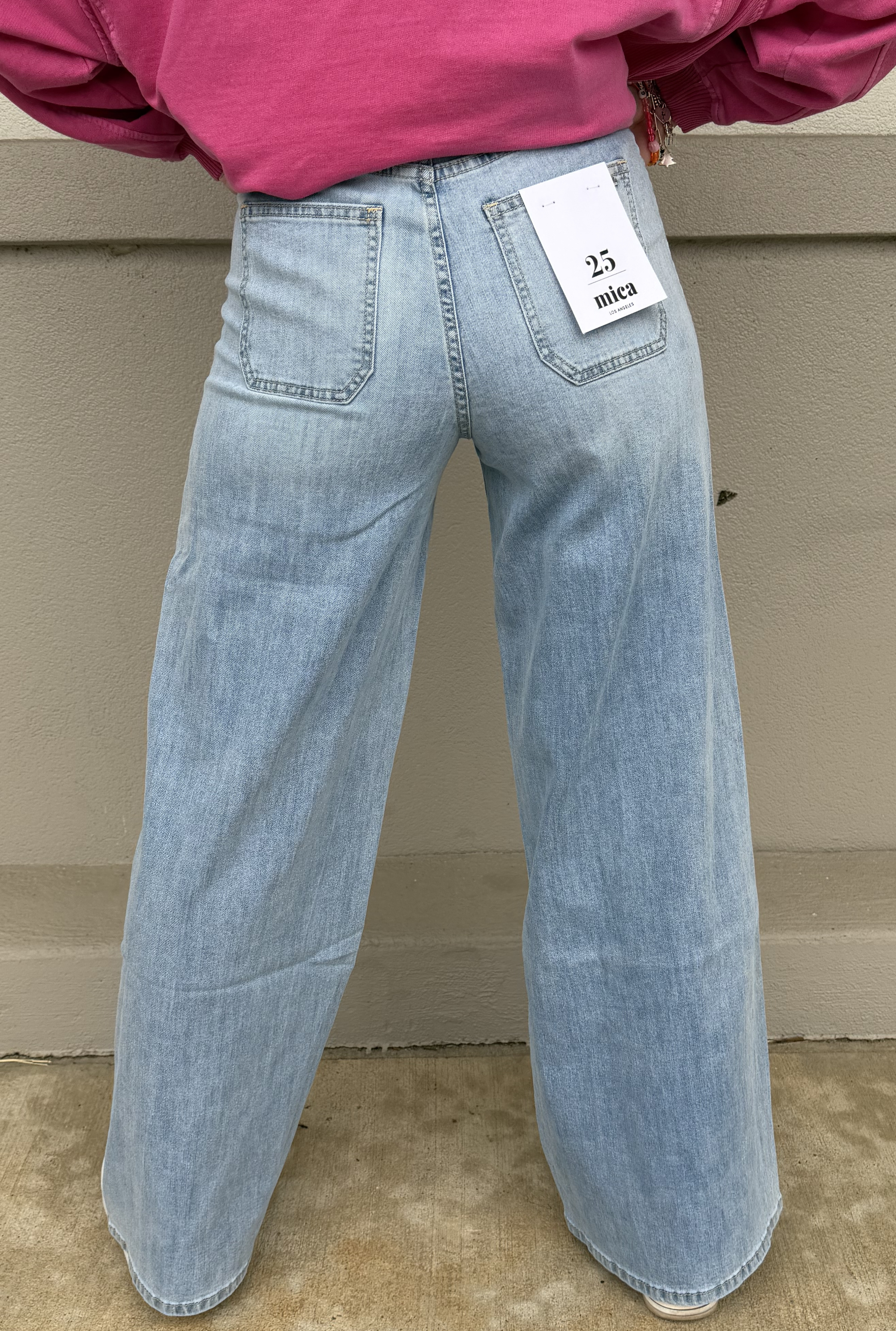 HIGH RISE WIDE LEG PATCH POCKETS JEANS