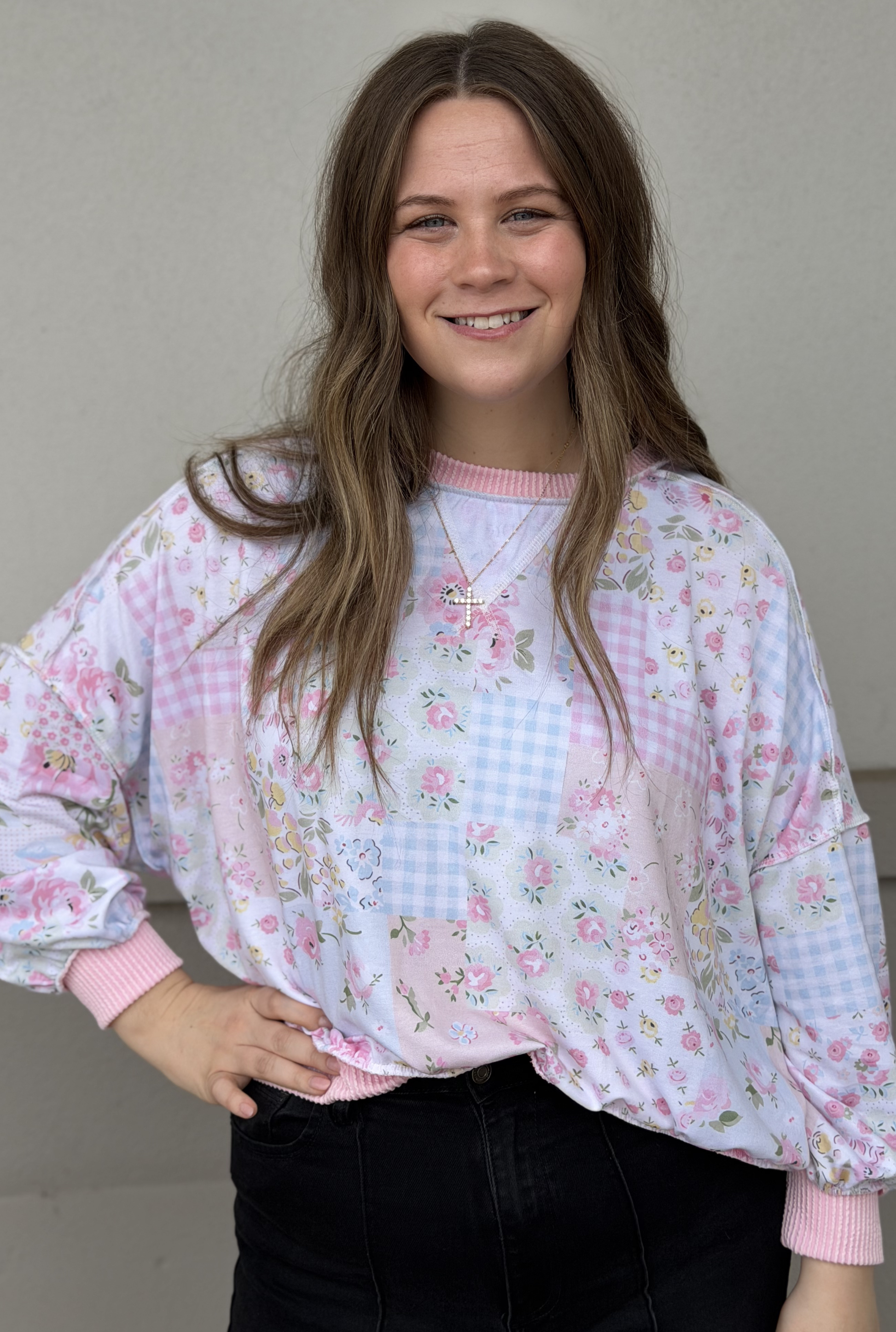 GIRLY PATCHWORK SWEATER