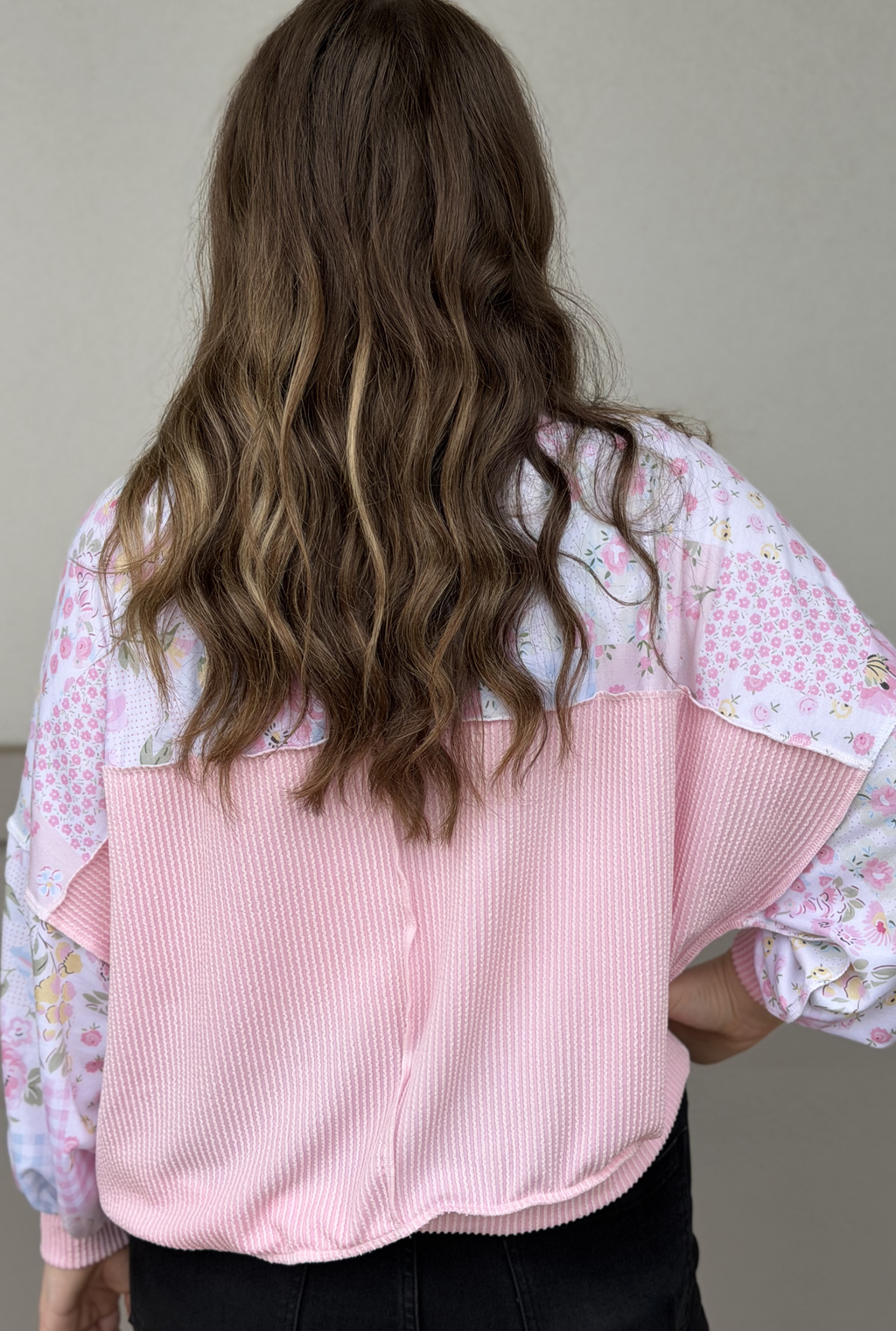 GIRLY PATCHWORK SWEATER