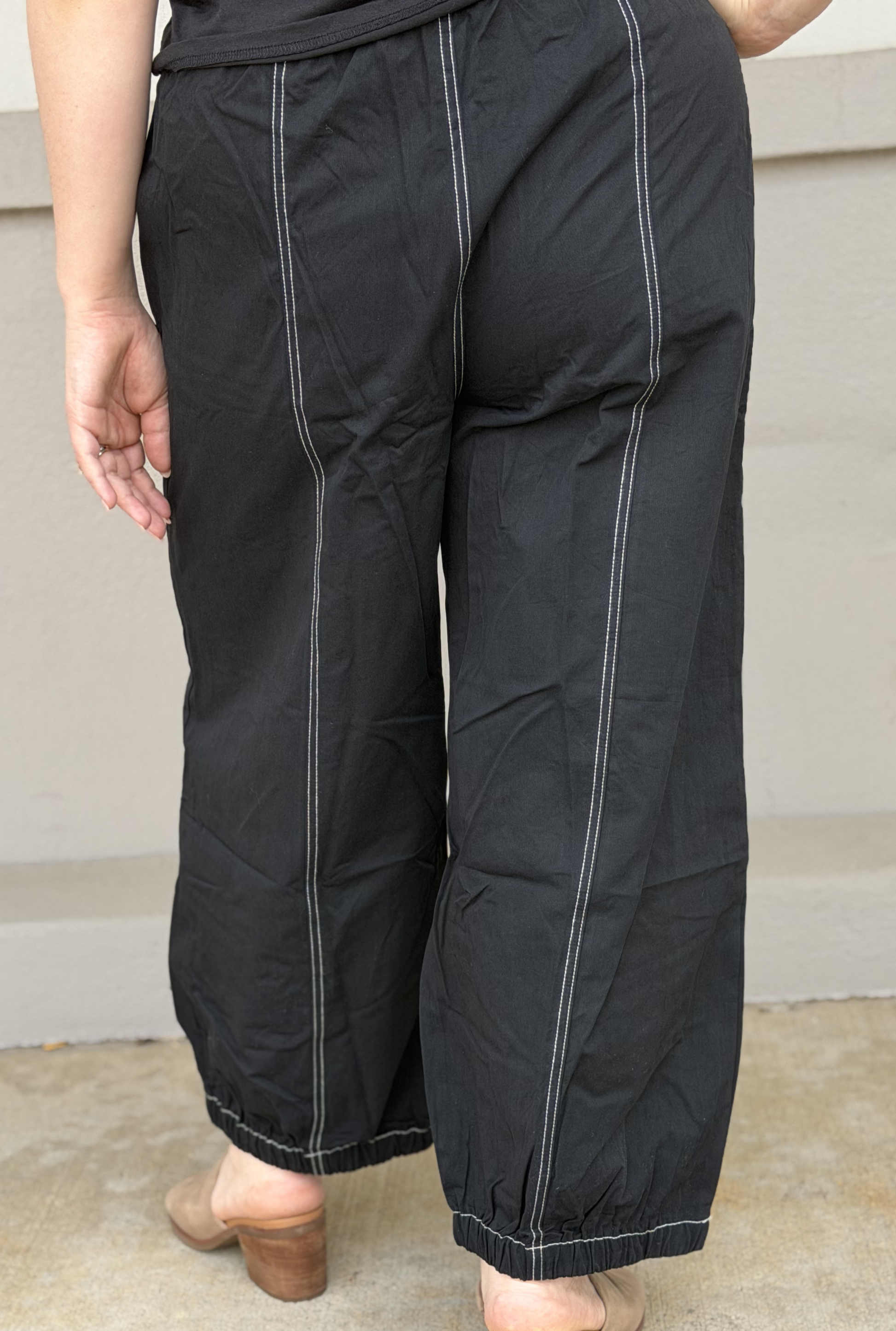 BLACK WIDE PATCH PANTS