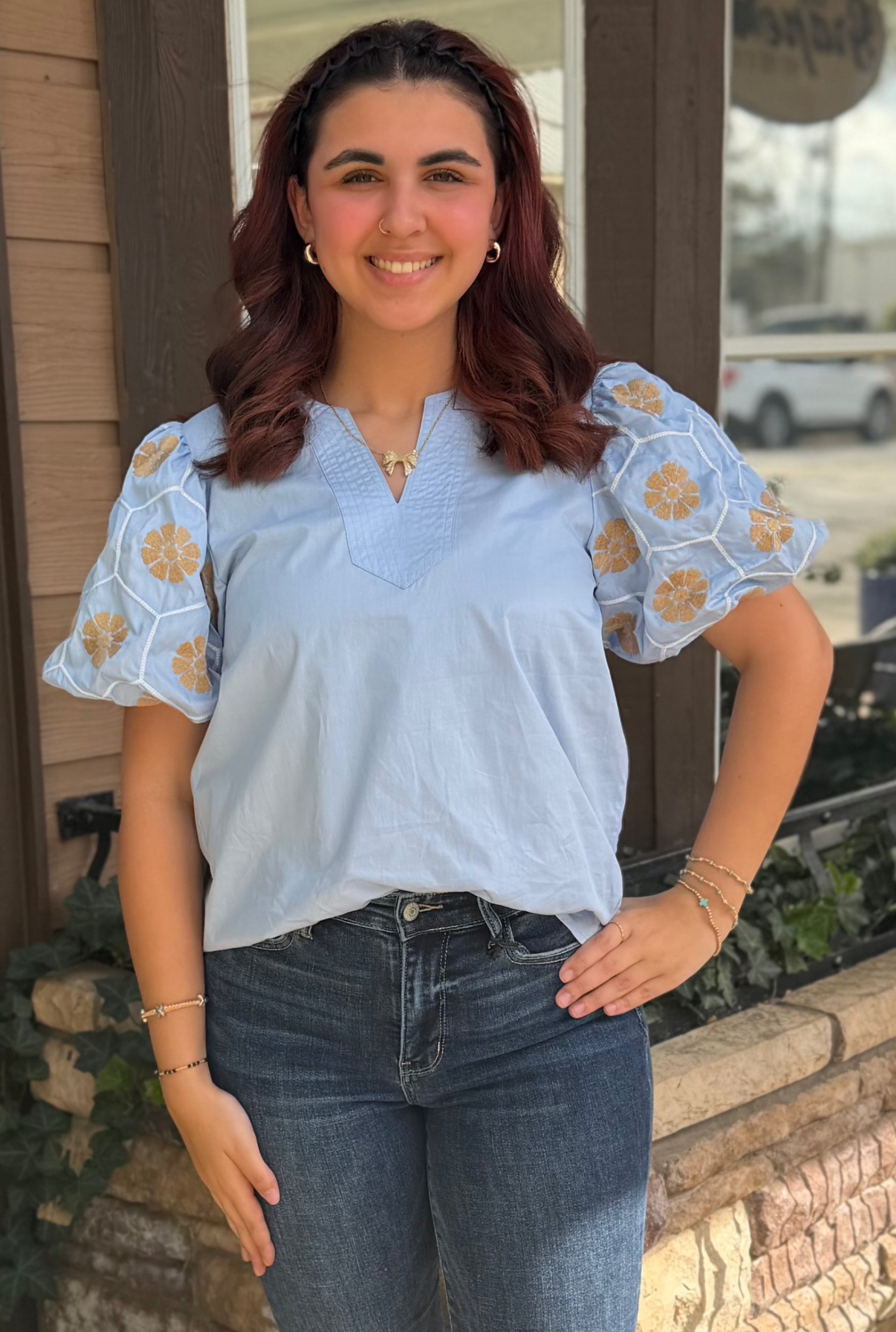 BLUE FLORAL DETAIL TOP