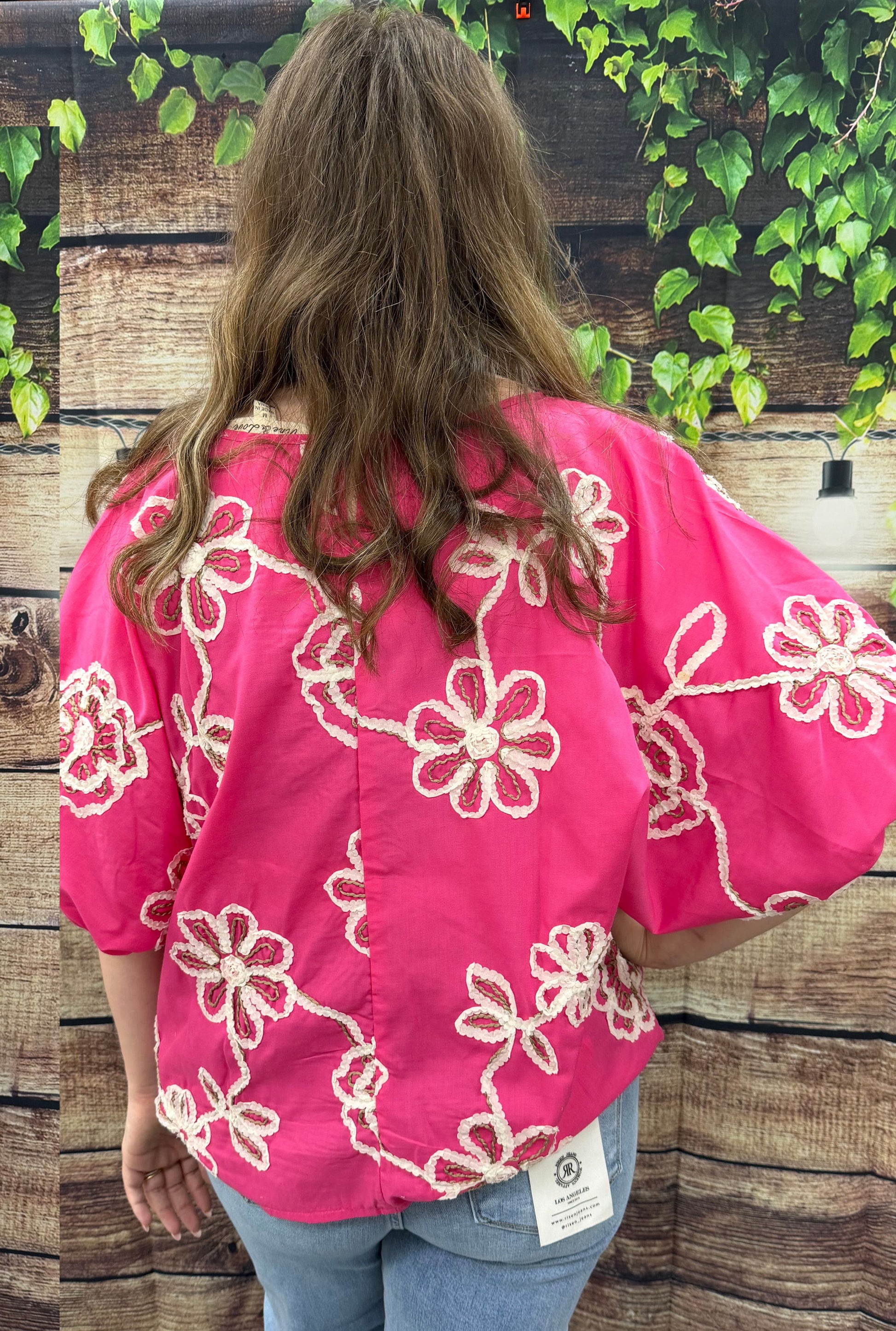 EMBROIDERED PINK TOP