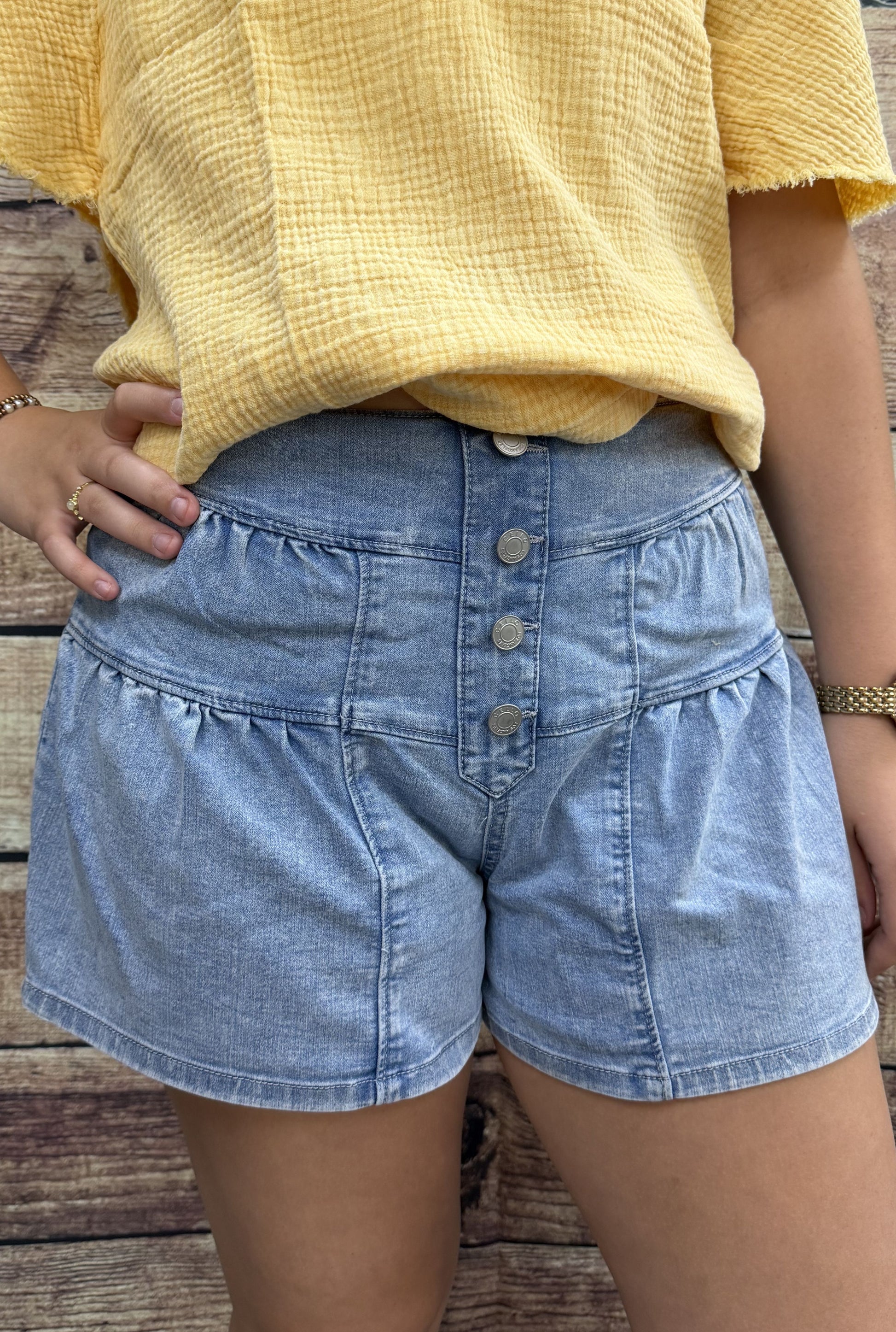 HIGH RISE FLARE SHORTS