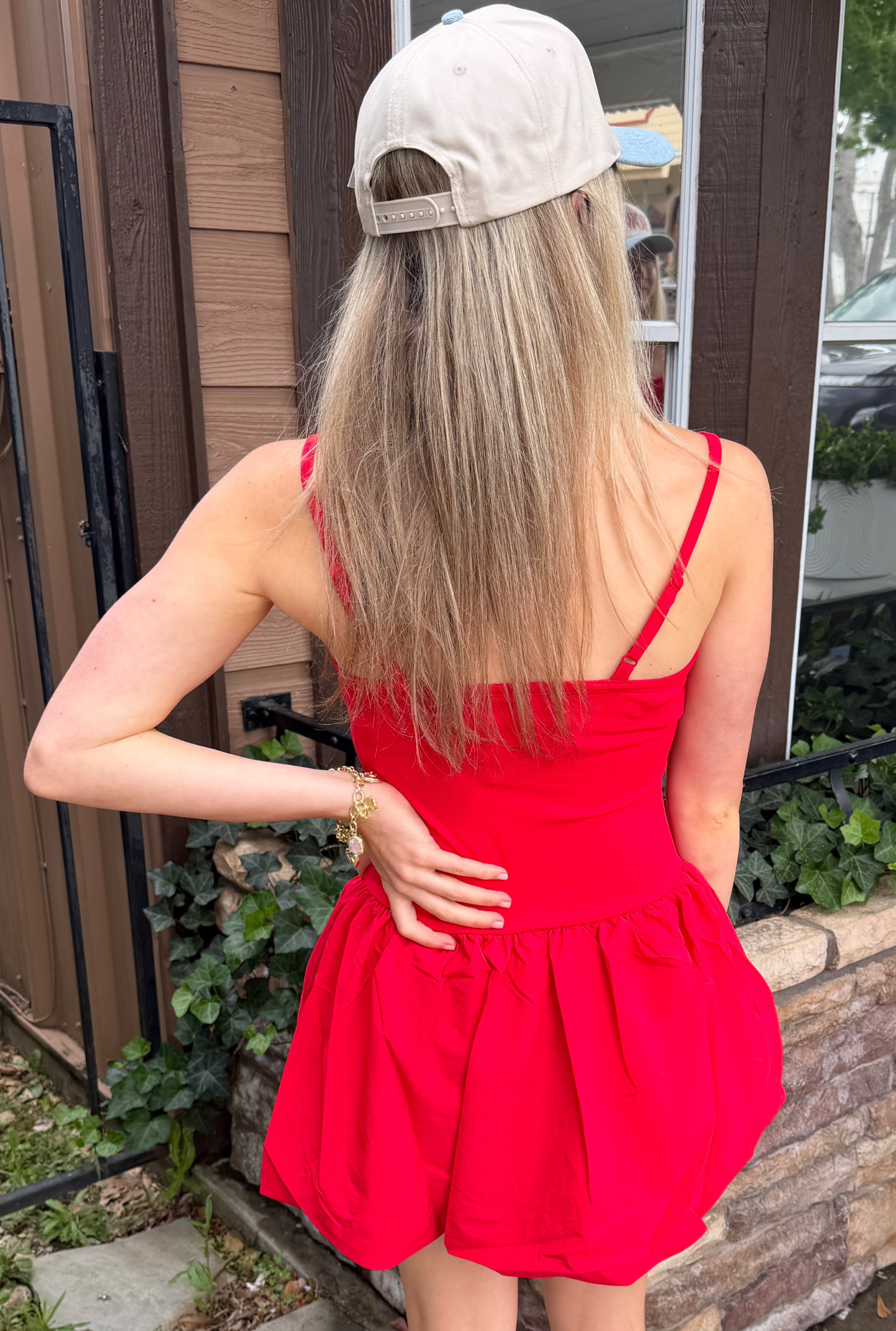 RED ACTIVE BUBBLE SKIRT