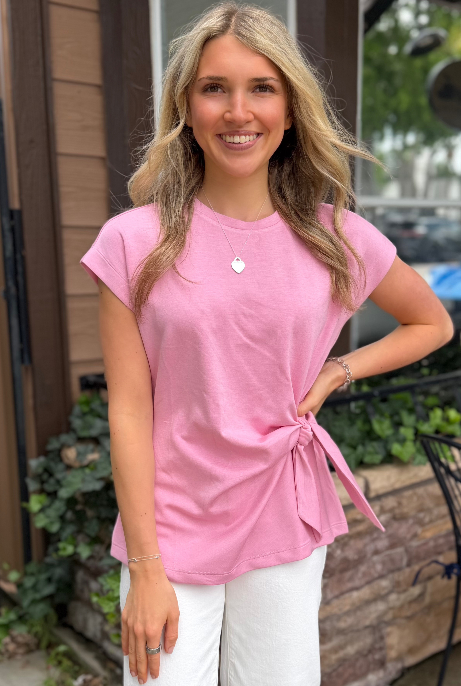 LIGHT PINK TWIST TOP