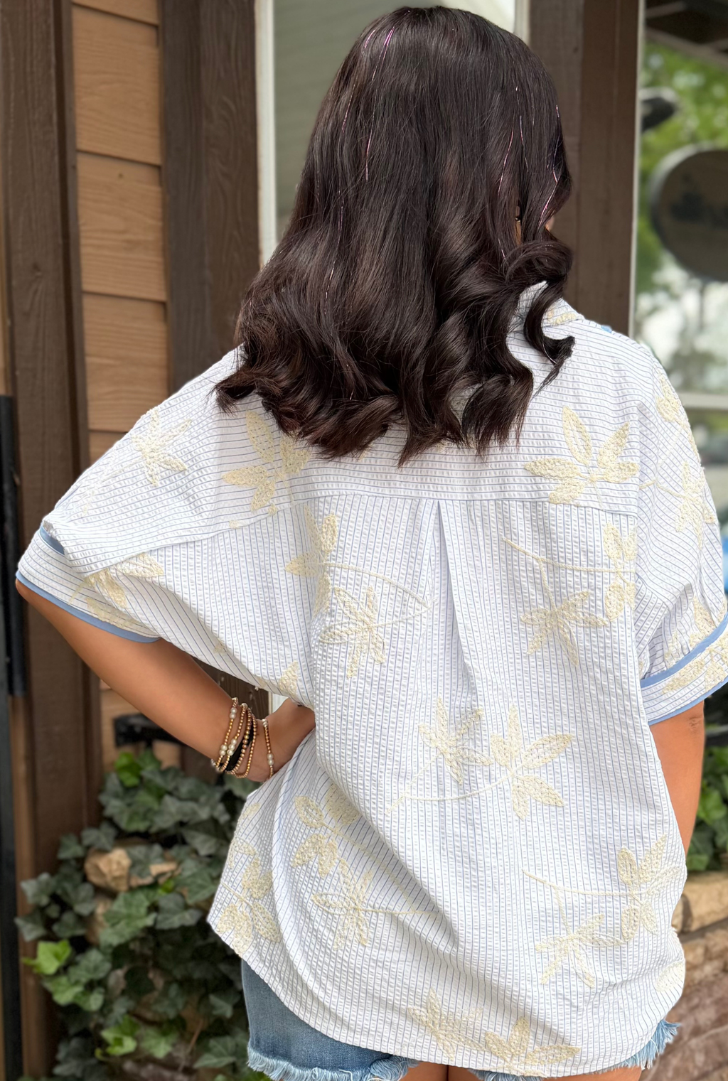 BLUE MEADOW TOP