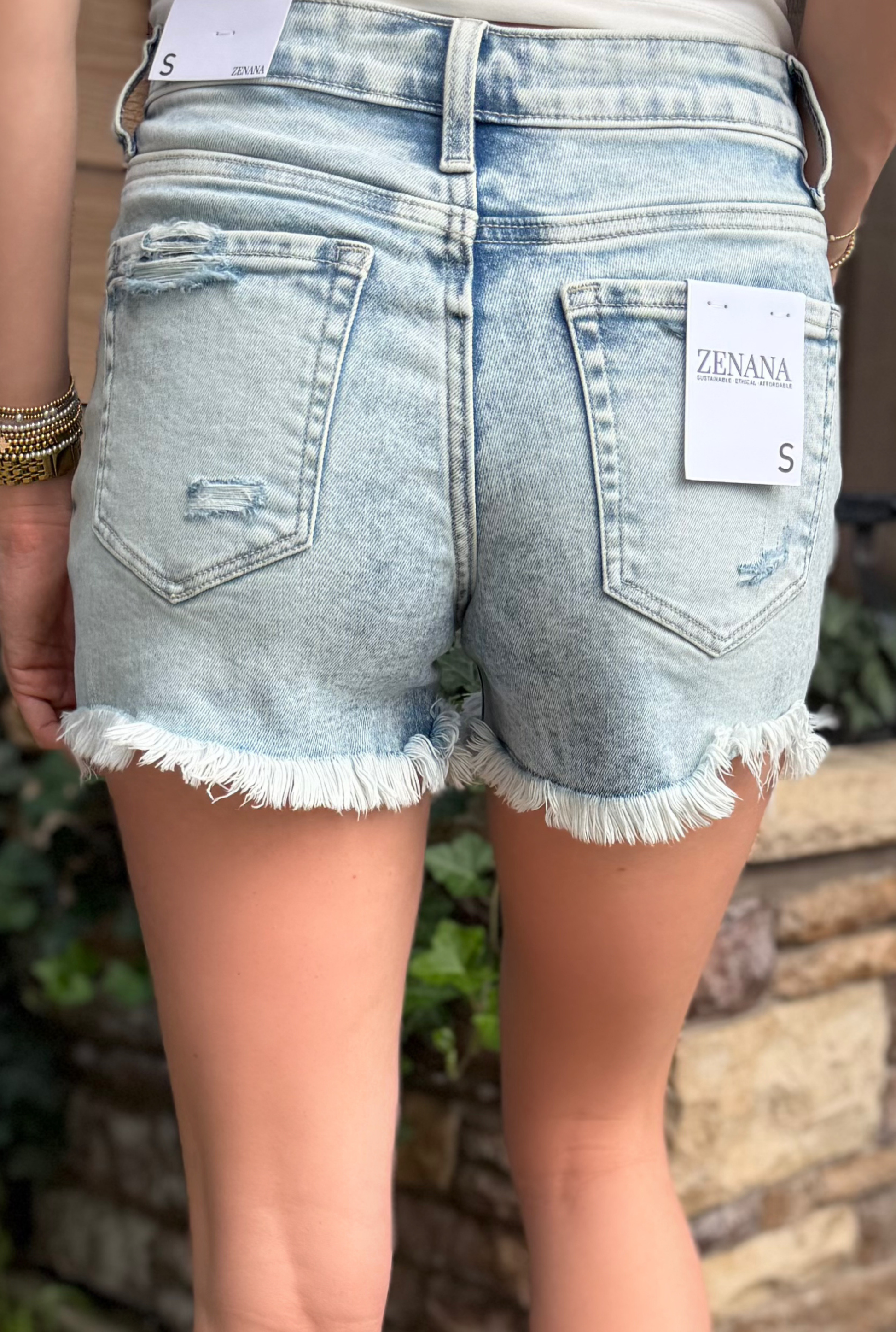 DISTRESSED DENIM SHORTS