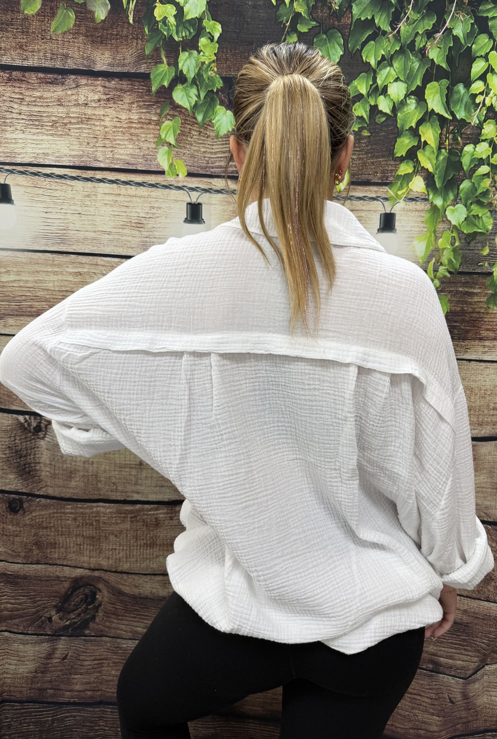 WHITE BREEZY BUTTERFLY PALM TOP