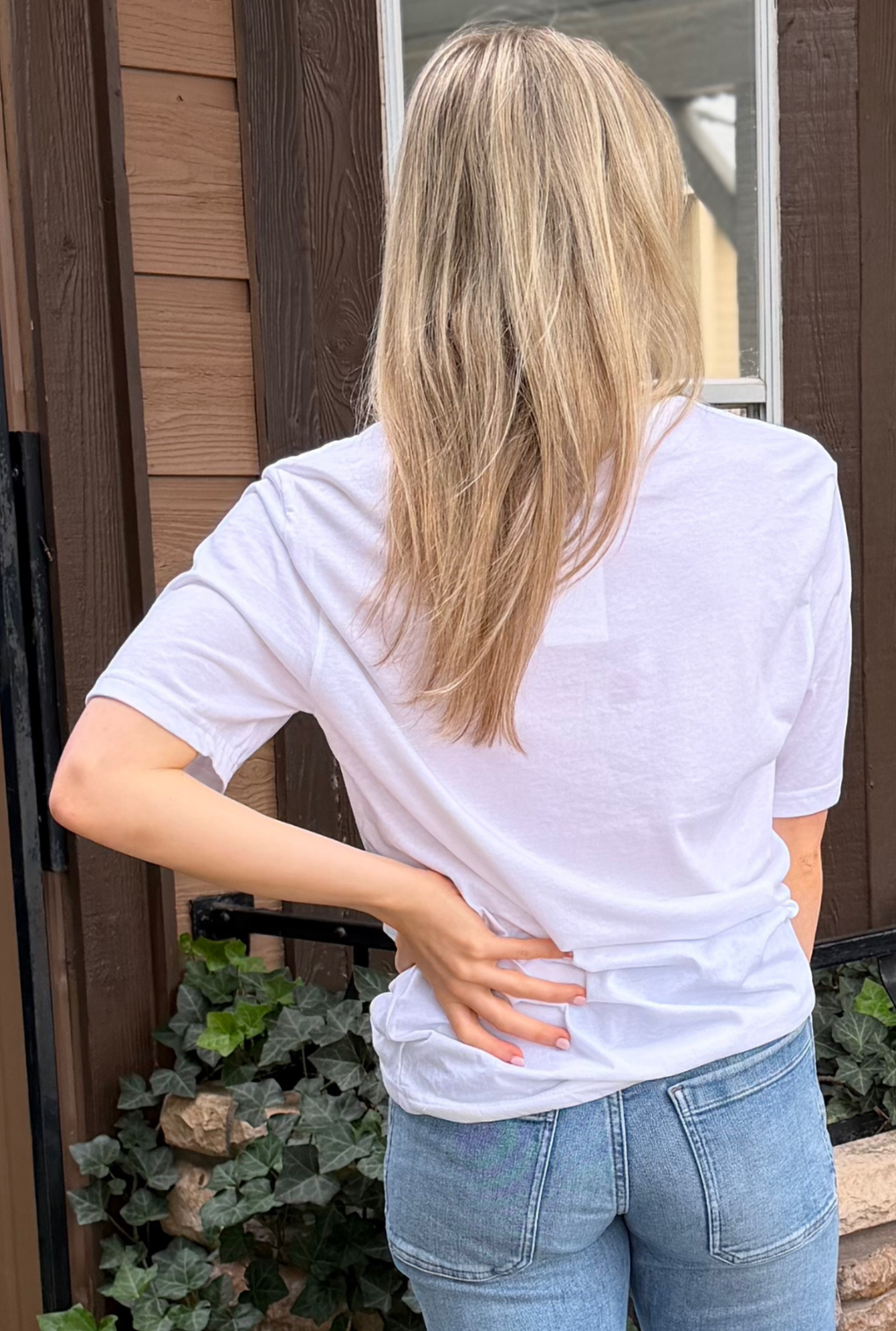 WHITE ZINNIA TOP