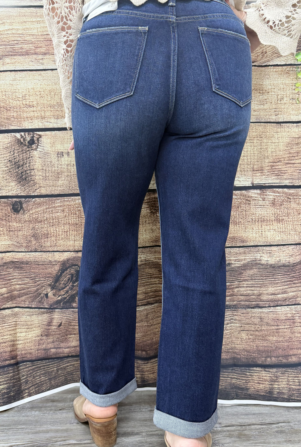 CATELYN STRAIGHT CUFF JEANS
