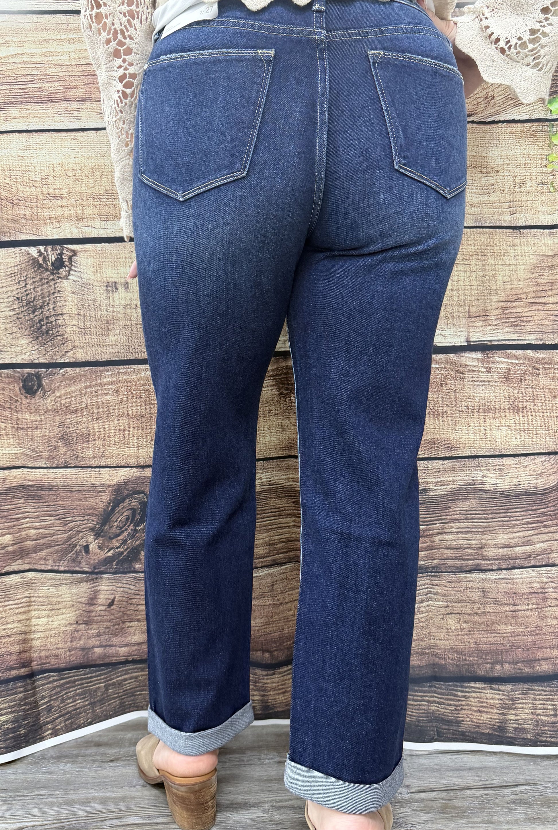 CATELYN STRAIGHT CUFF JEANS