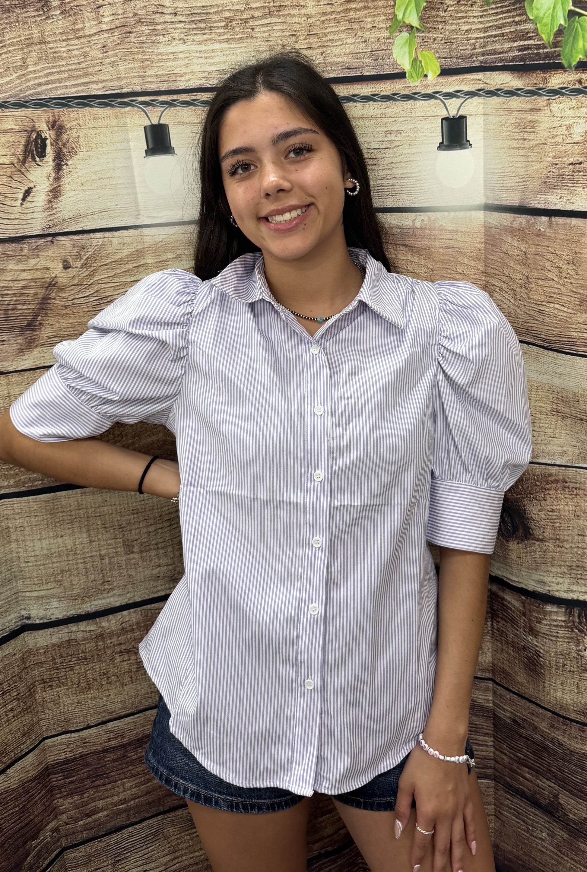 LAVENDER BUTTON PUFF TOP