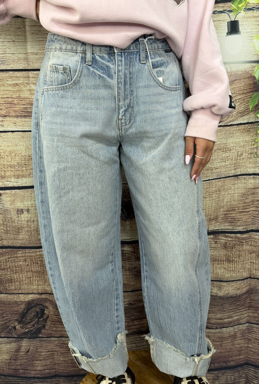 CUFFED BARREL JEANS