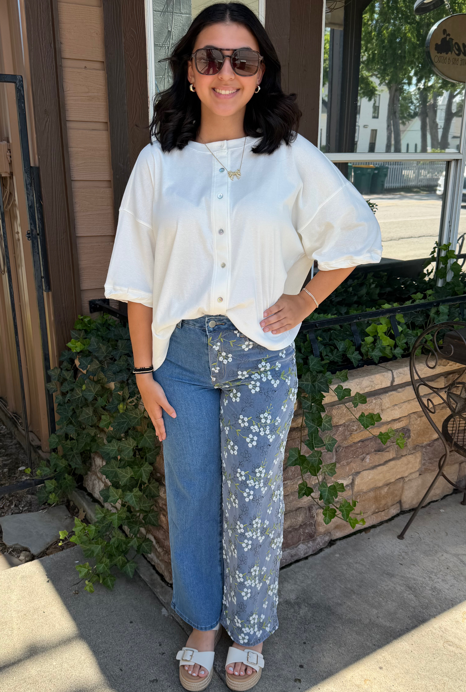 CONTRAST FLORAL JEANS