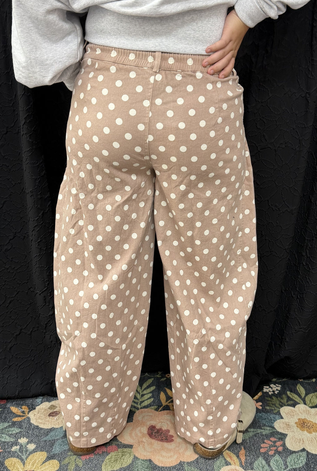 TAUPE POLKA DOT BARREL PANTS