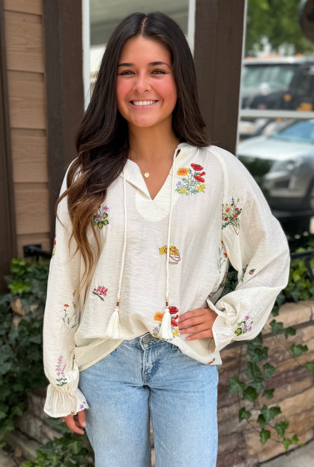 ECRU FLORAL TOP
