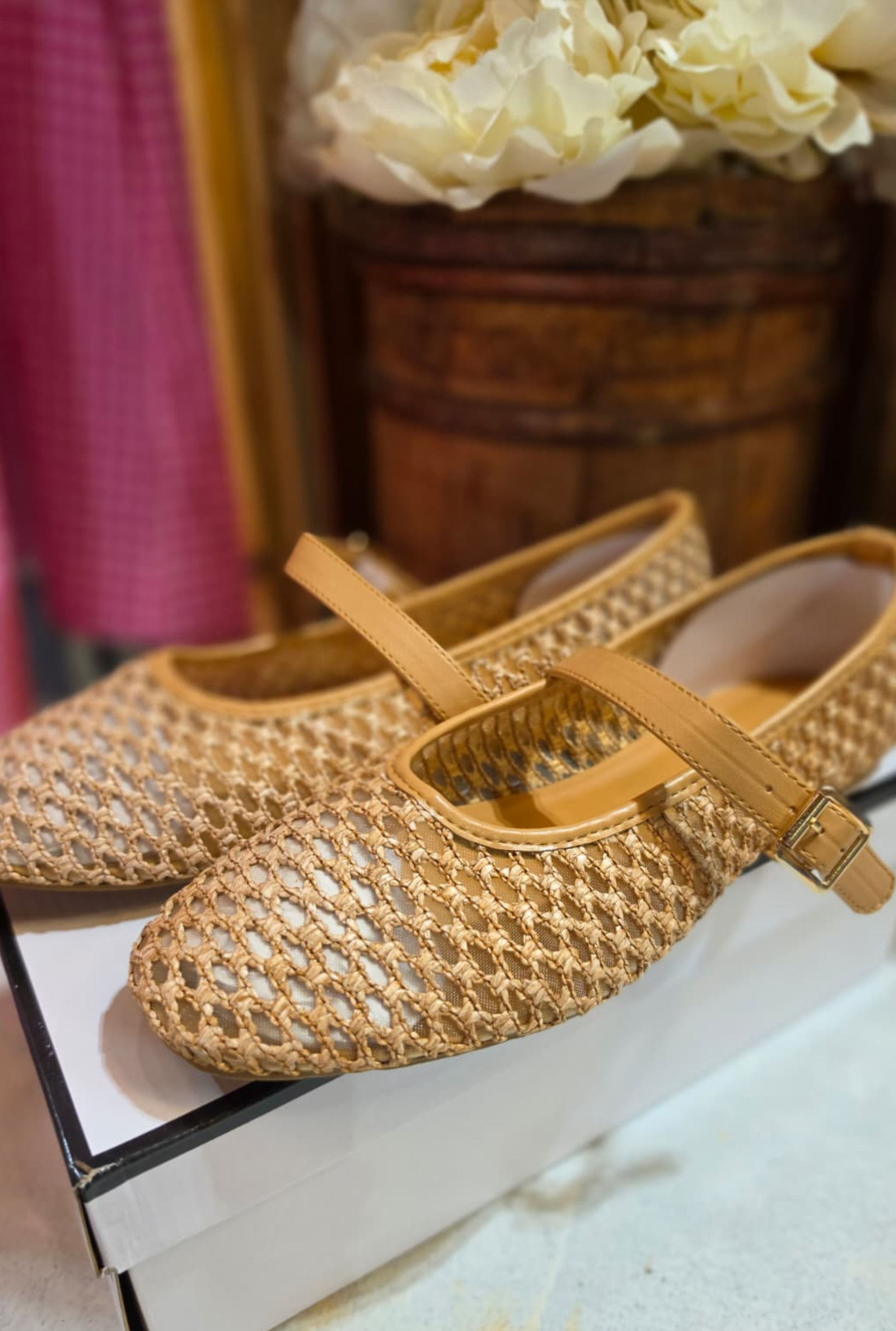 WOVEN MARY FLAT