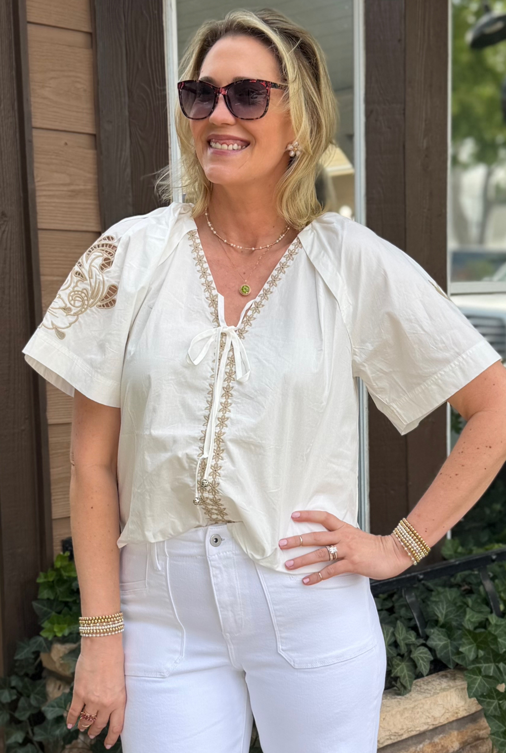 EMBROIDERED EVA TOP