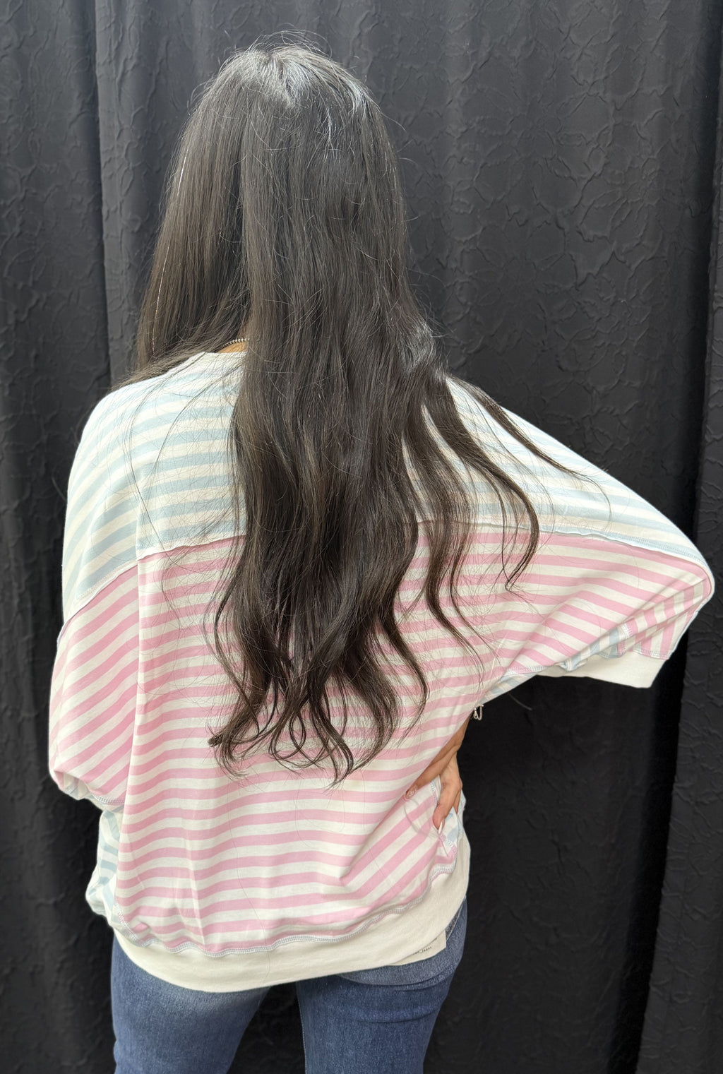 STRIPE BATWING TOP