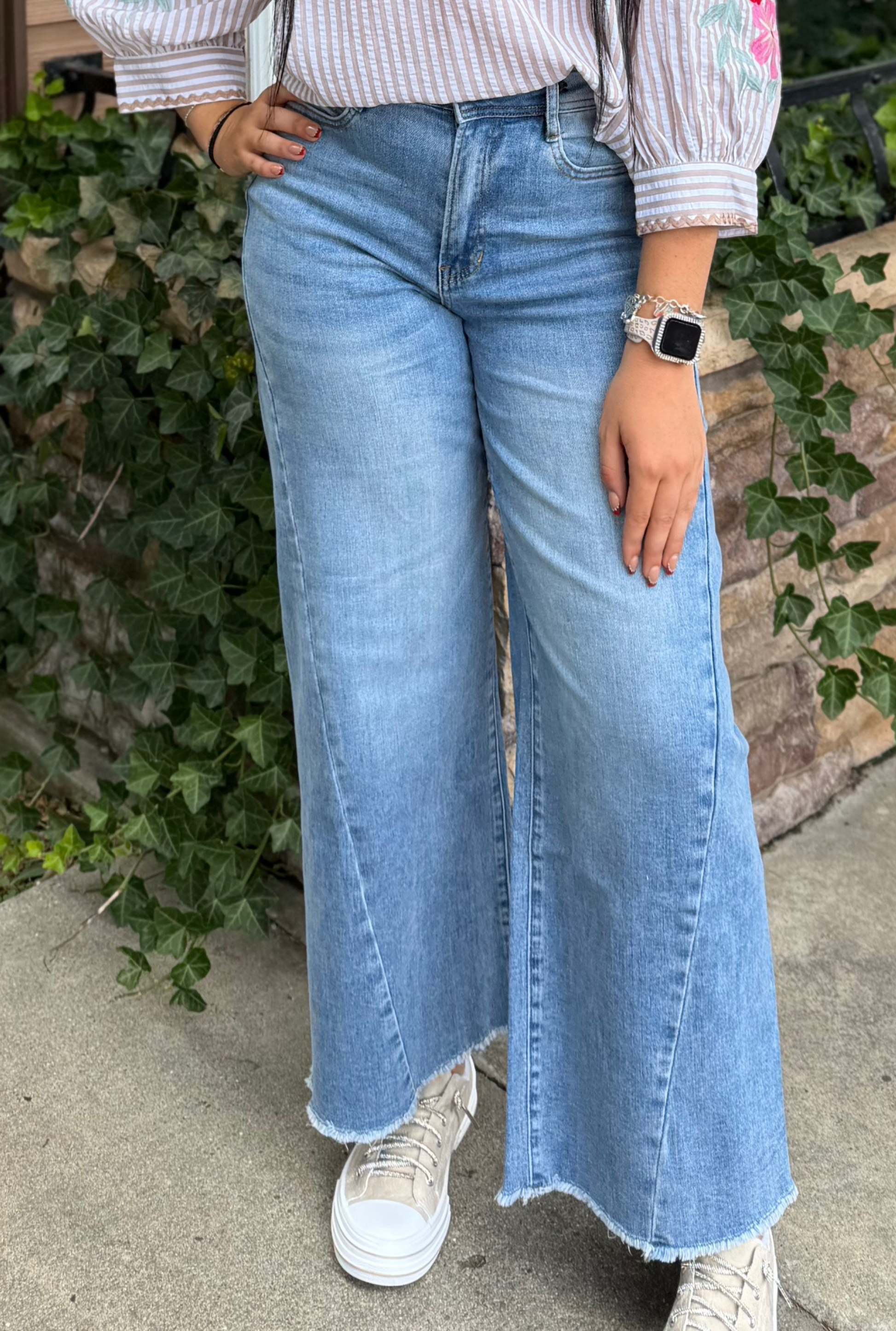 ELEANOR WIDE CROP JEANS