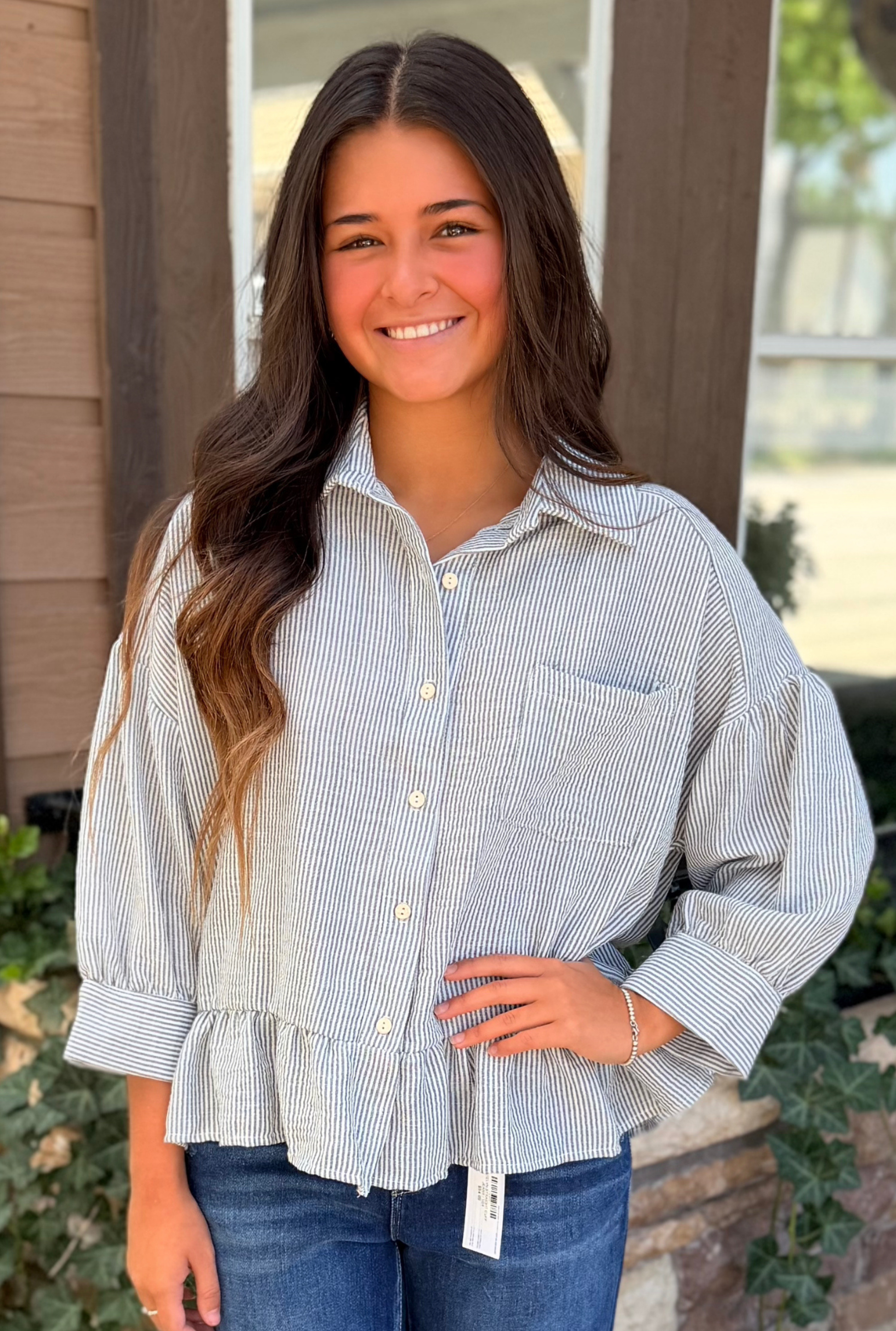 GREY STRIPED SHELBY TOP