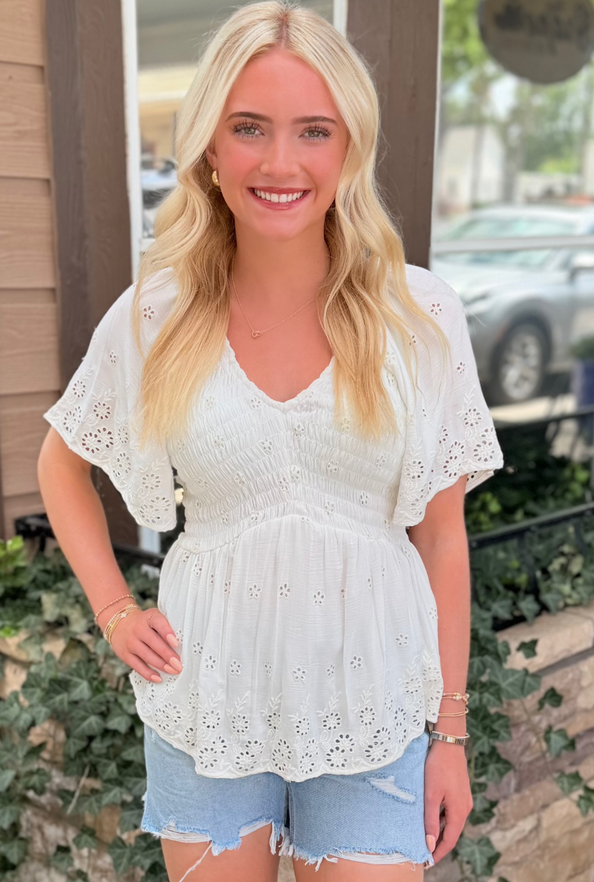 EYELET CLARA TOP
