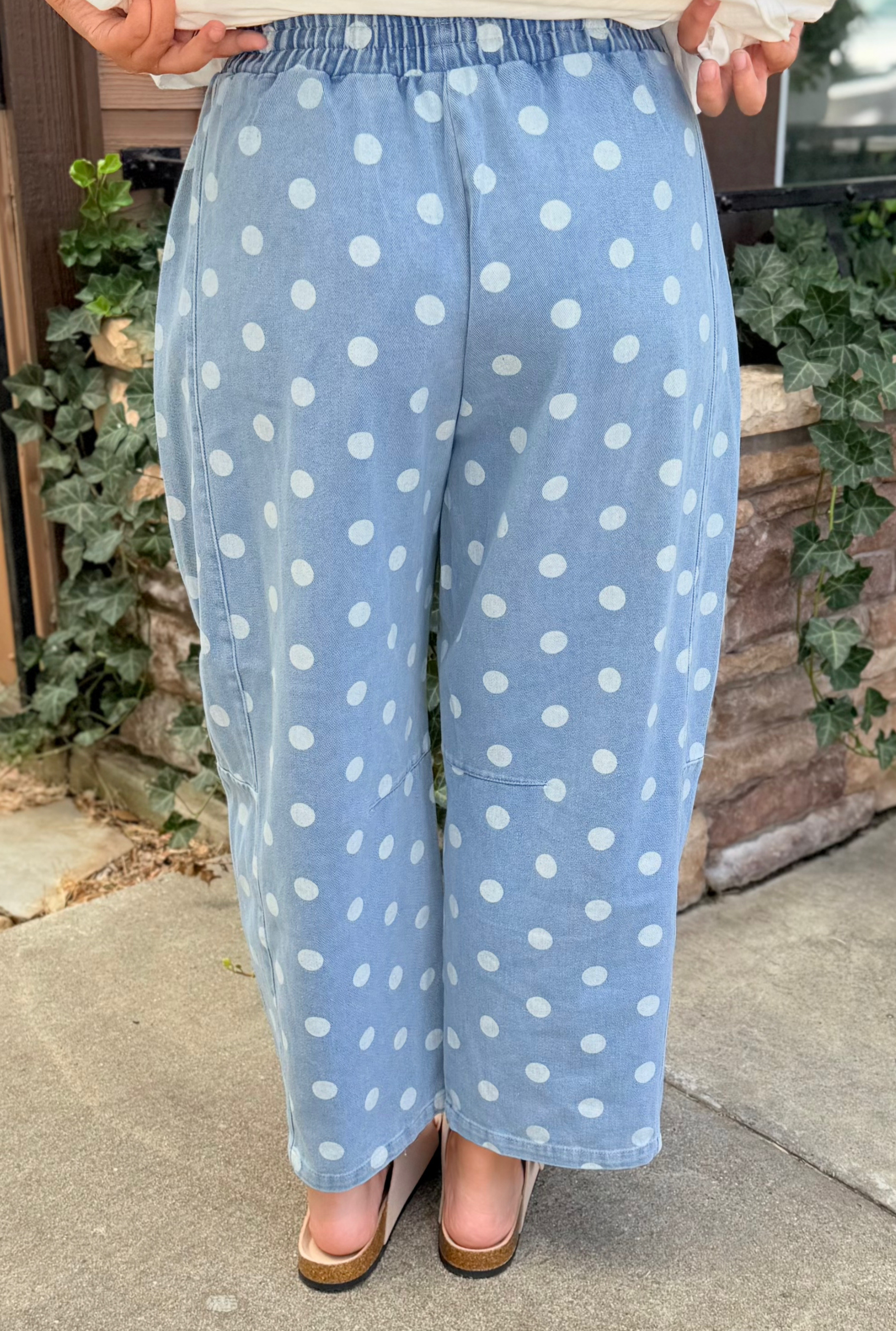 DENIM BARREL POLKA DOT PANTS